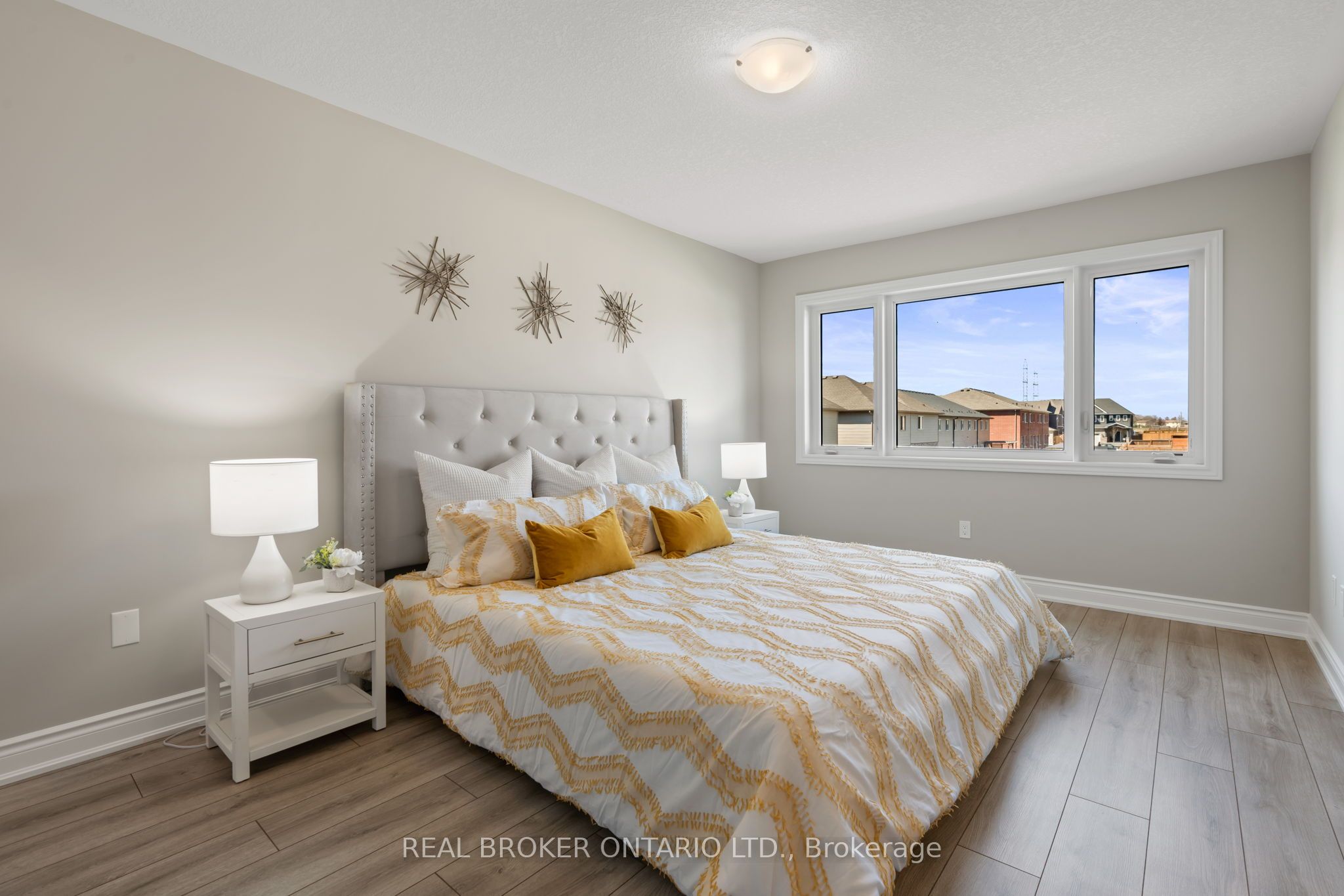 15 Venture Way