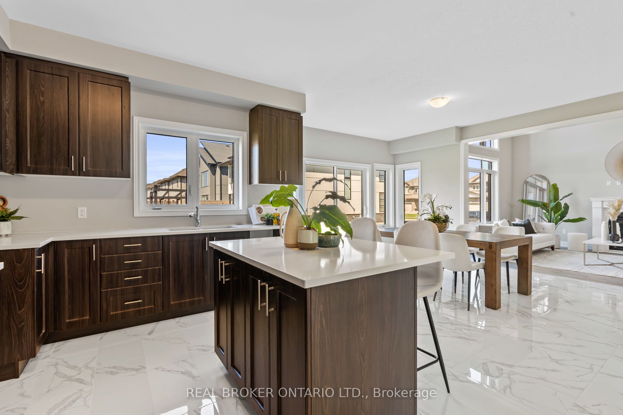 15 Venture Way