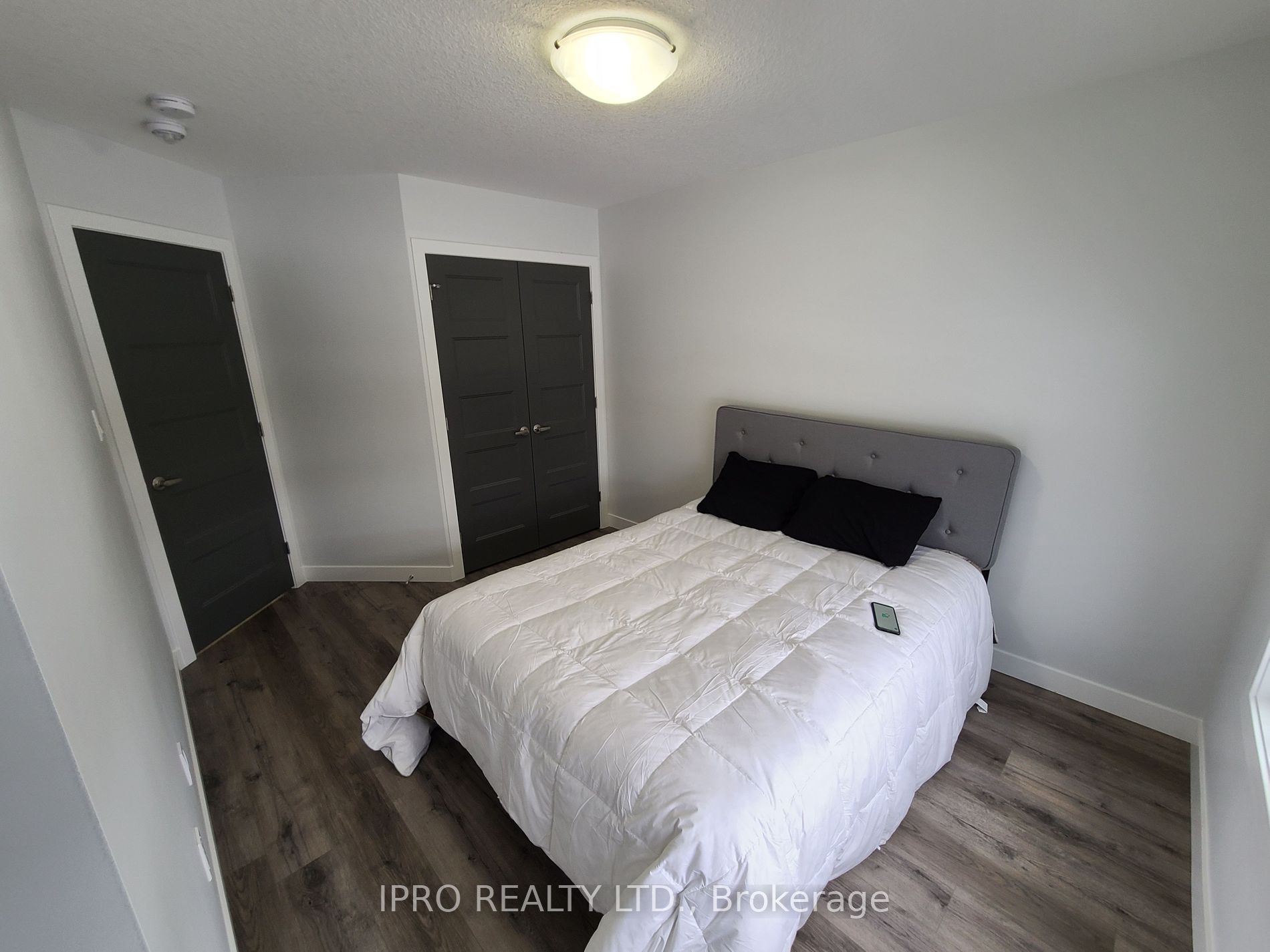 3380 Singleton Avenue #36