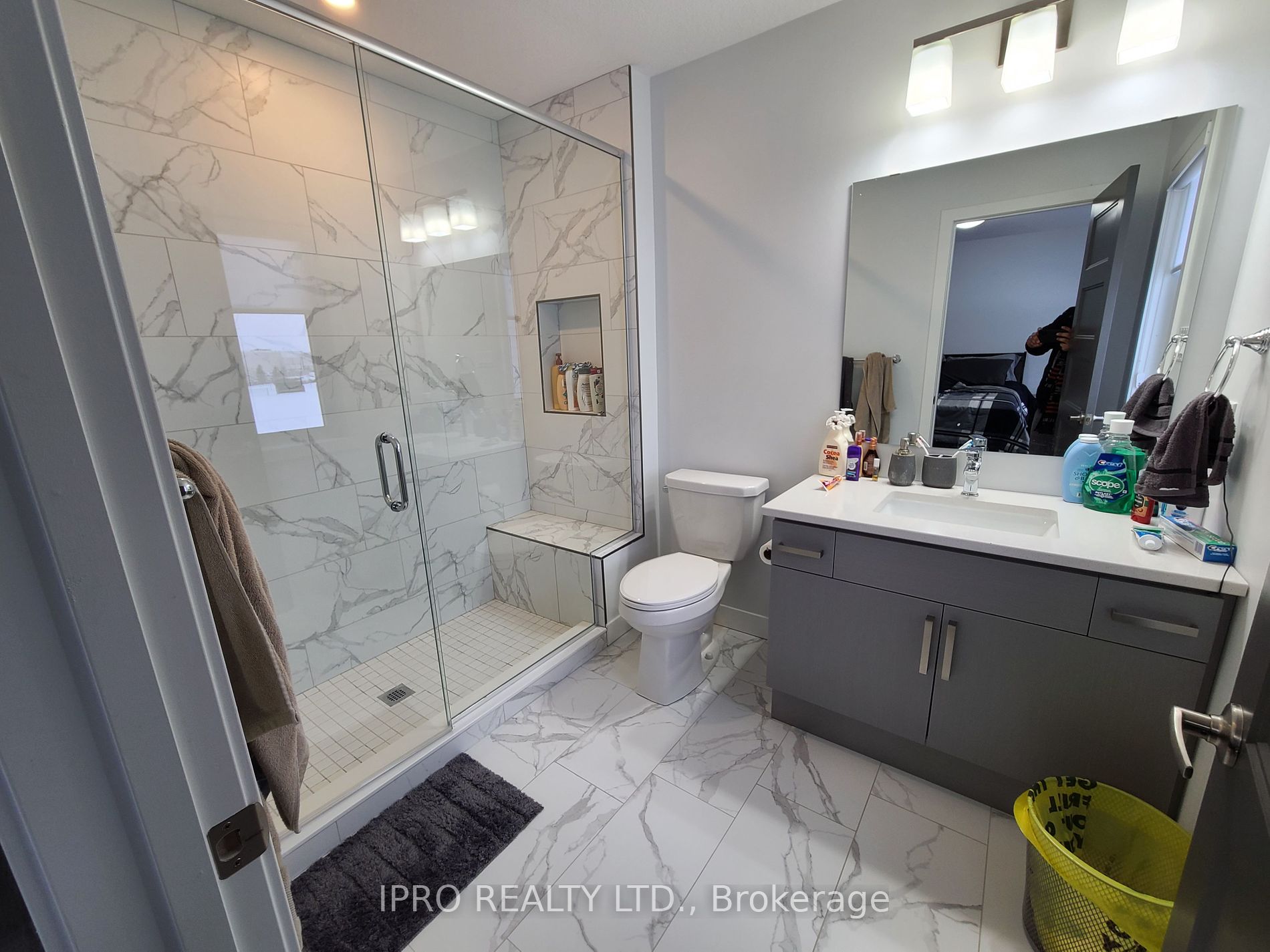 3380 Singleton Avenue #36