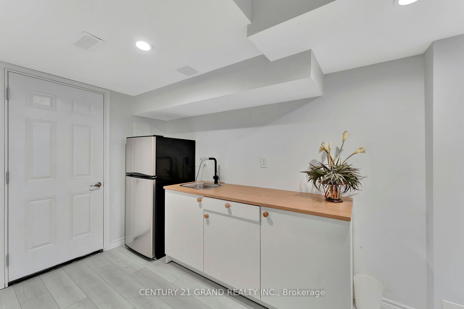 6 Tarrison Street