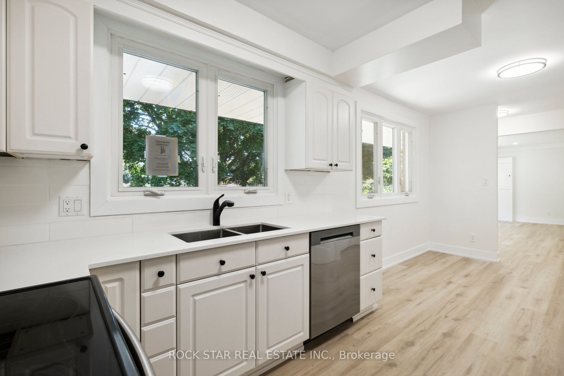 87 Leaside Drive #Upper
