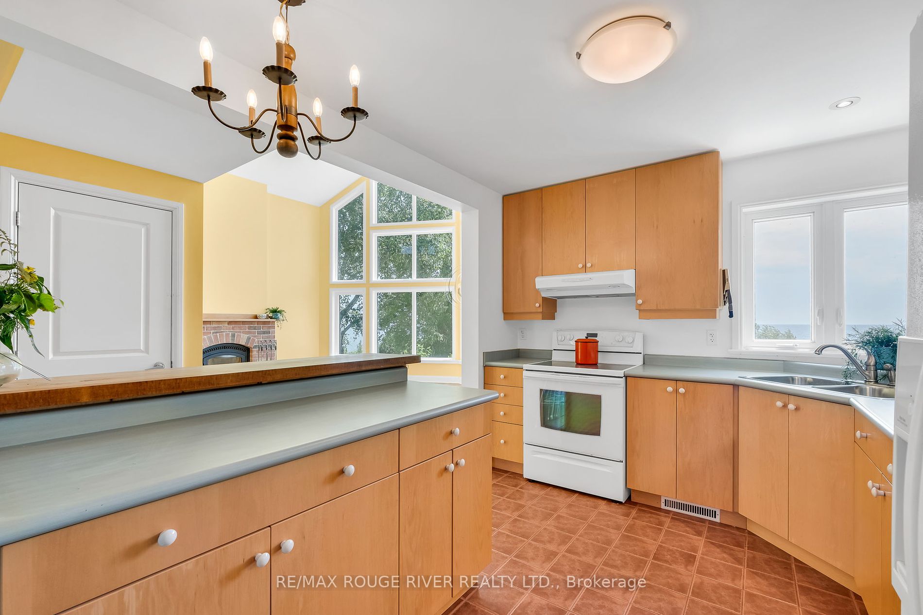 103 Colton Street, #7