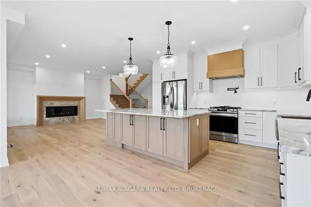 4213 Manson Lane