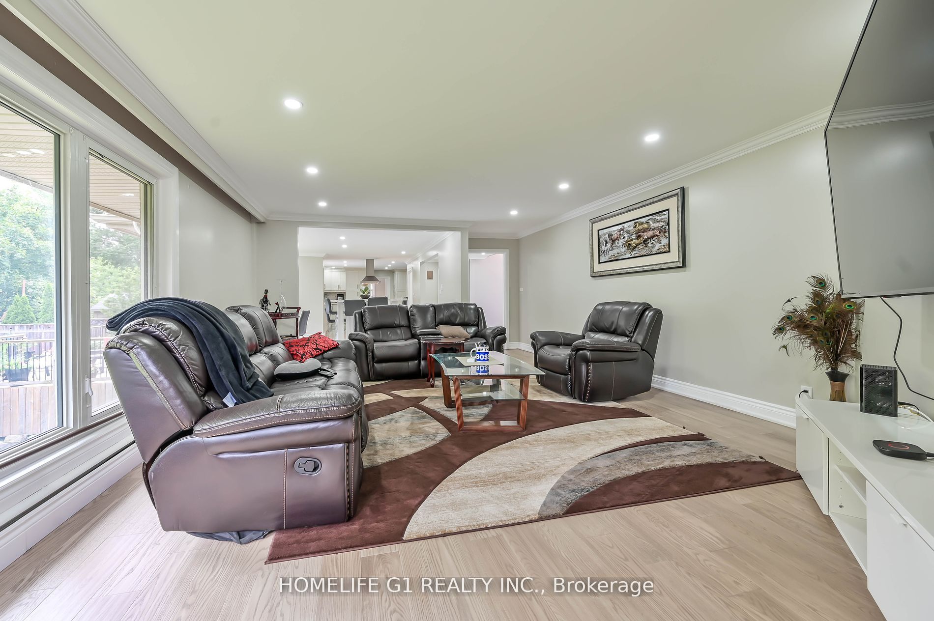 10 Douglas Place
