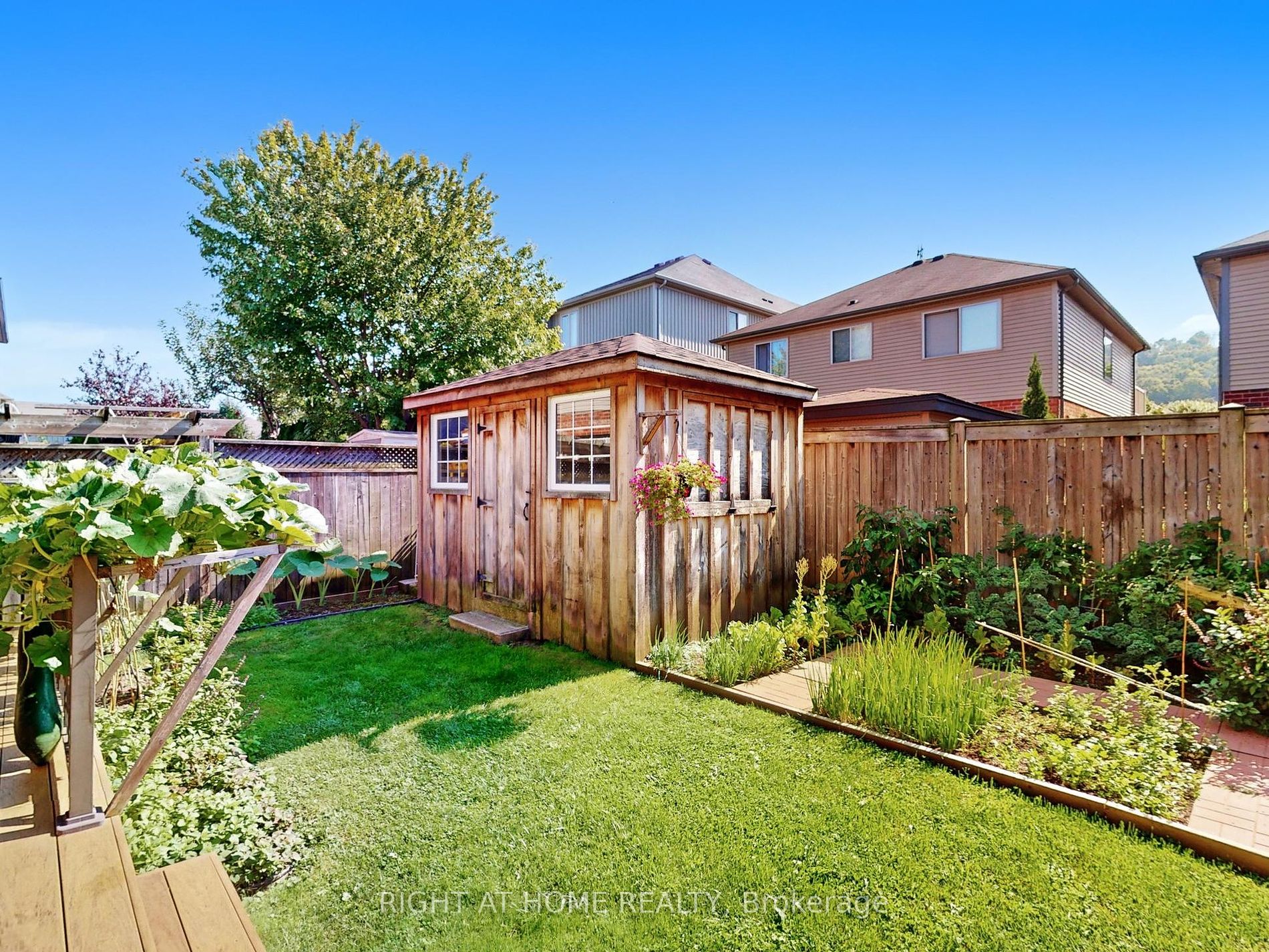 98 Willow Lane