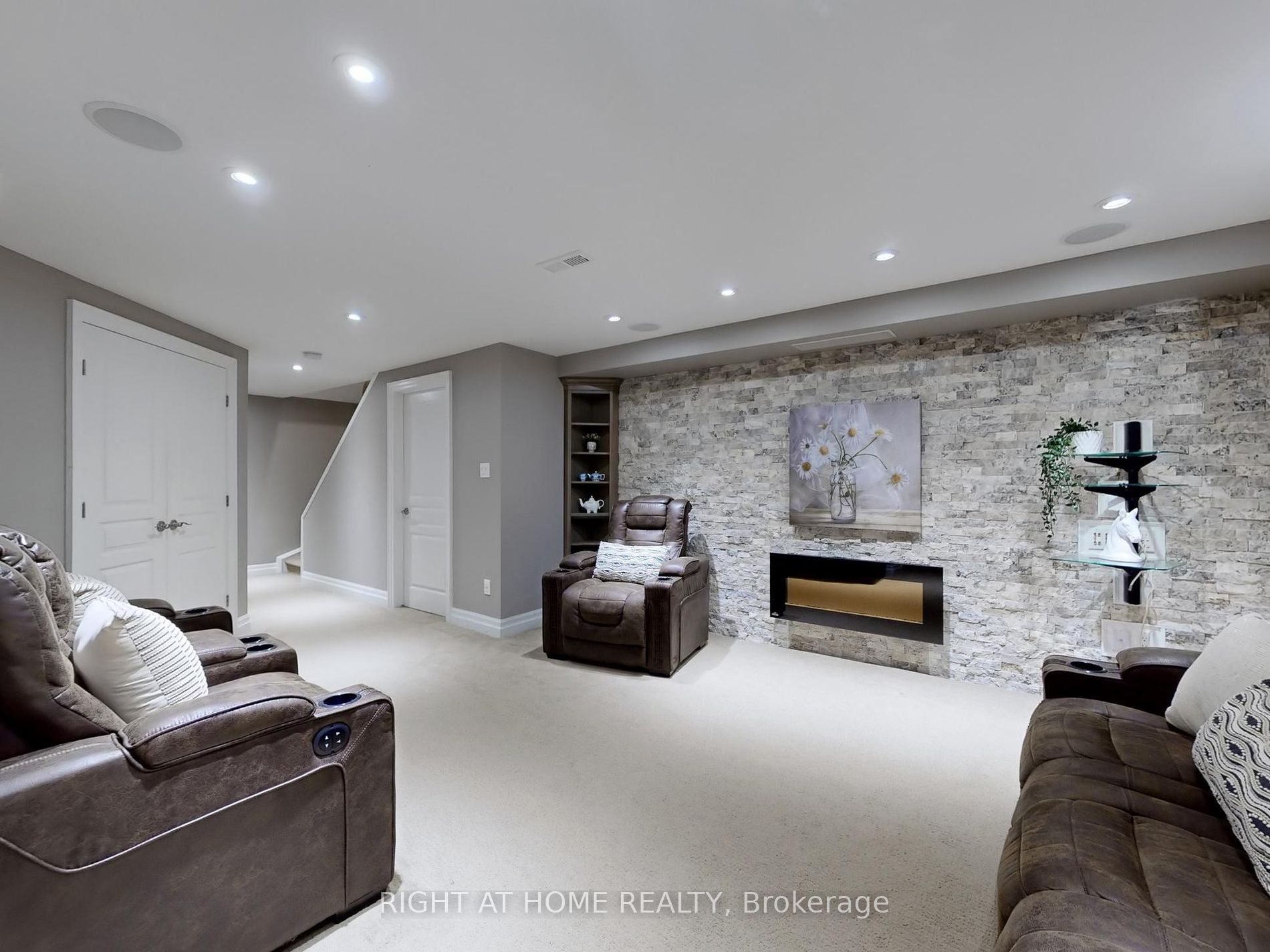 98 Willow Lane