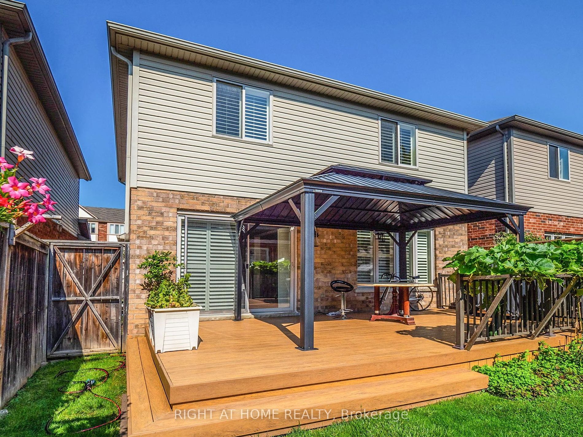 98 Willow Lane