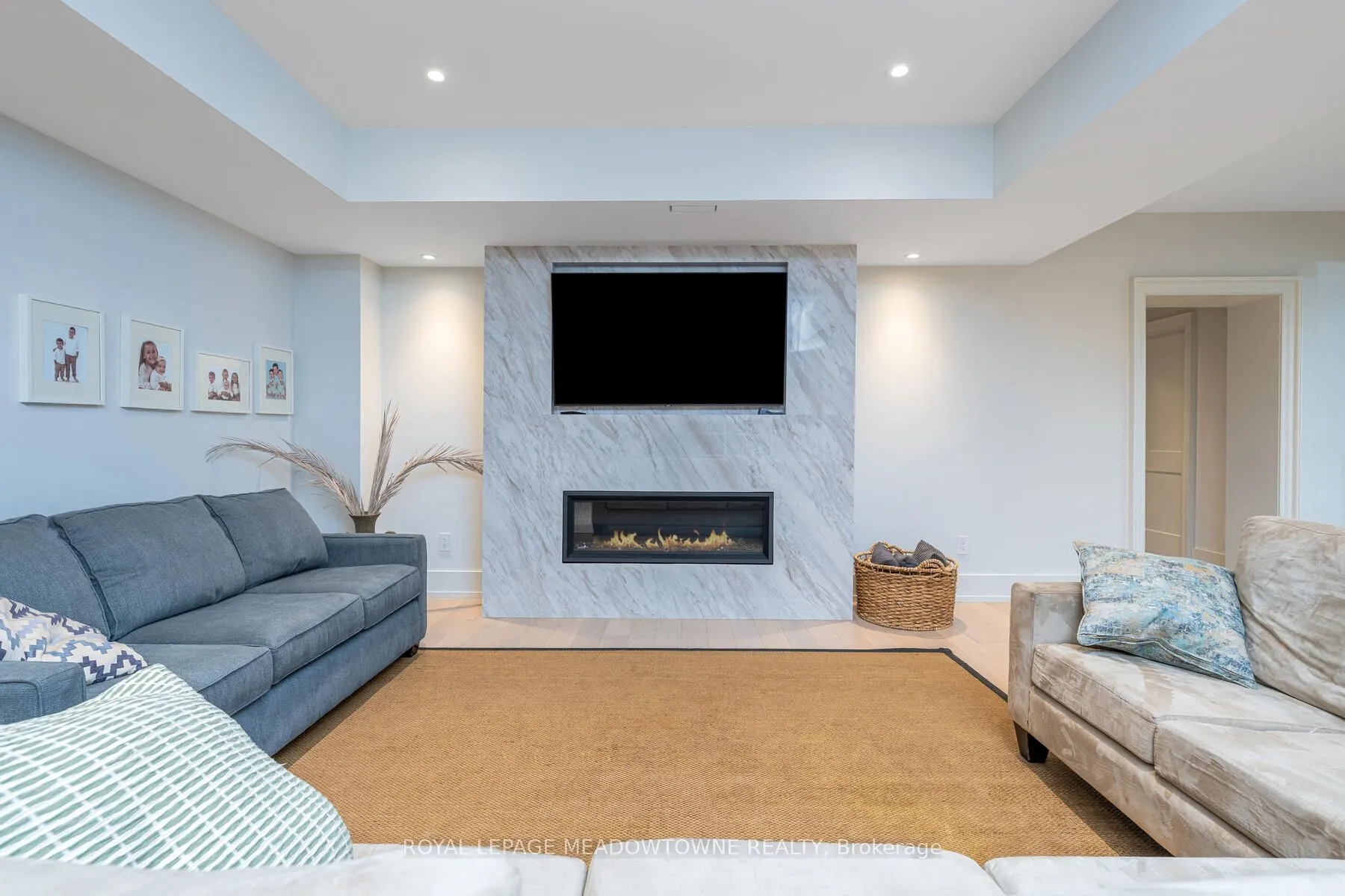 9275 Wellington Rd 50