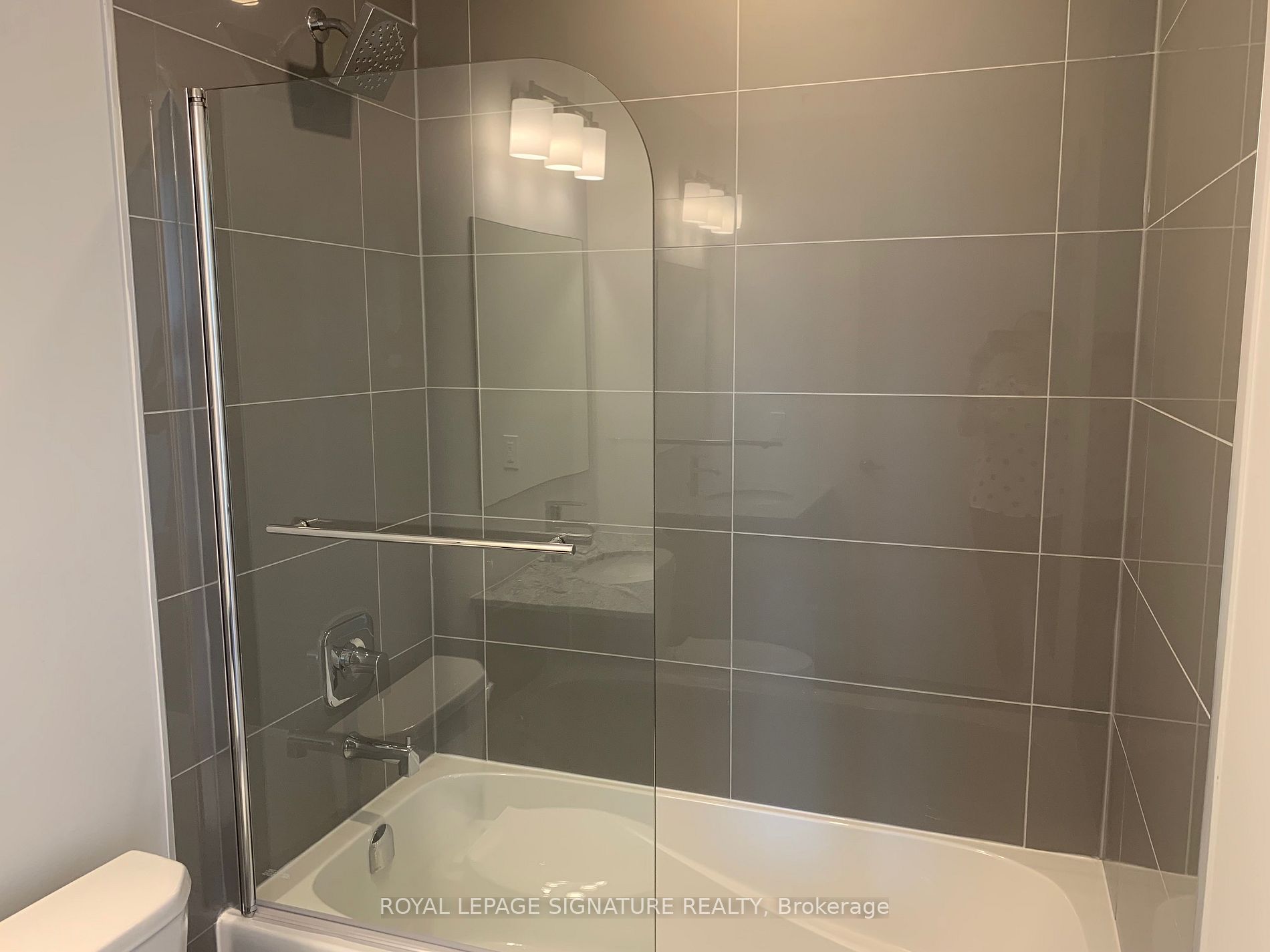 104 Garment Street #1602