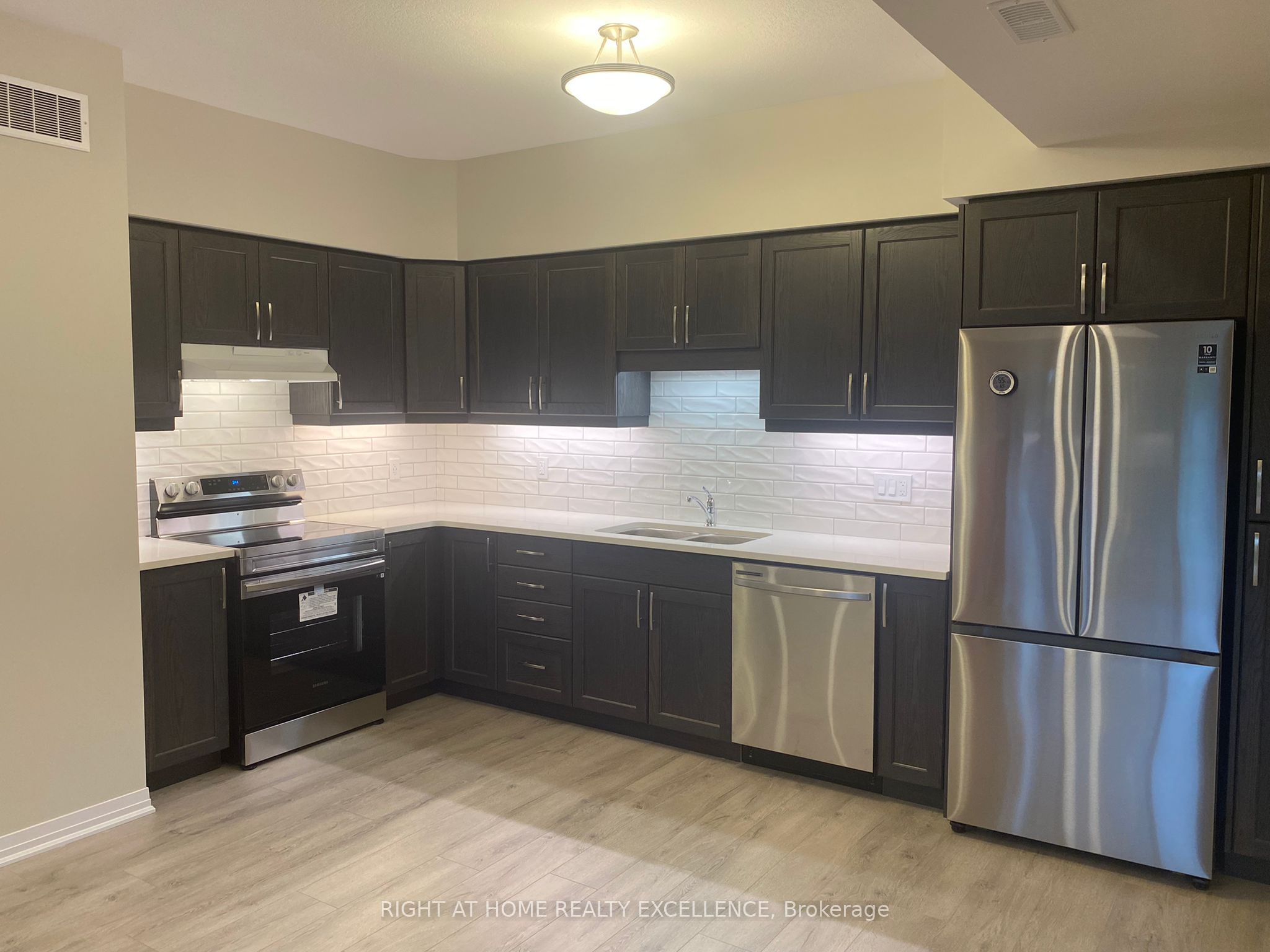57 Progress Crescent #57