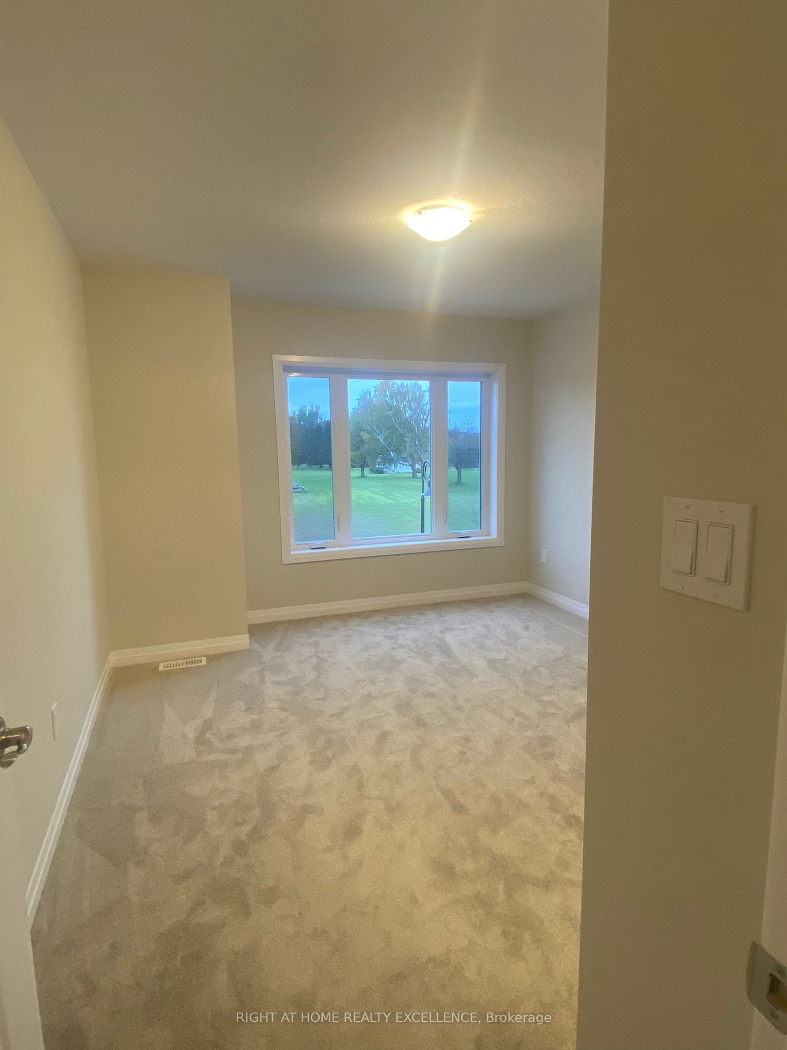 57 Progress Crescent #57