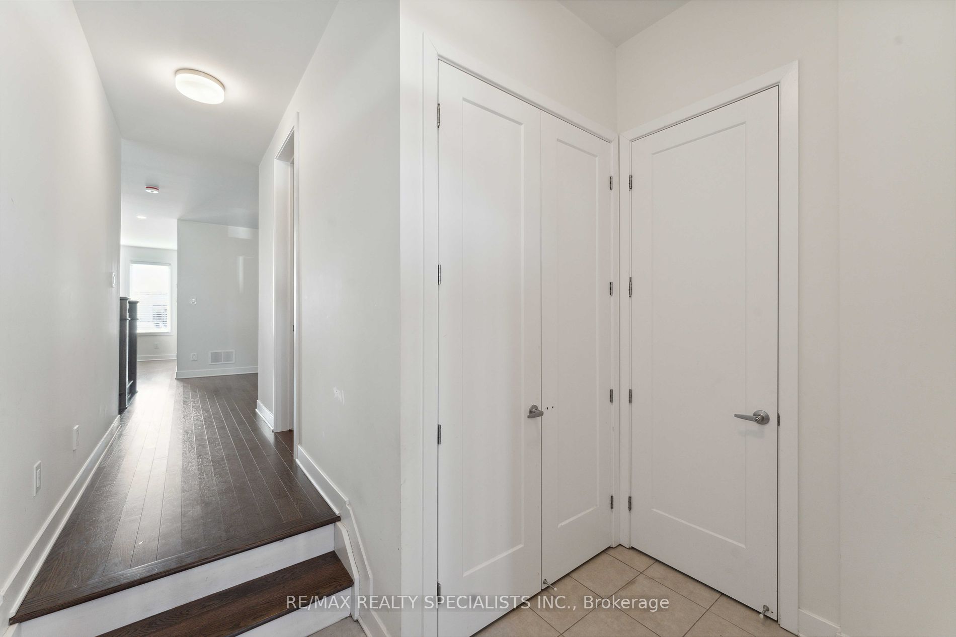274 Turnbuckle Crescent