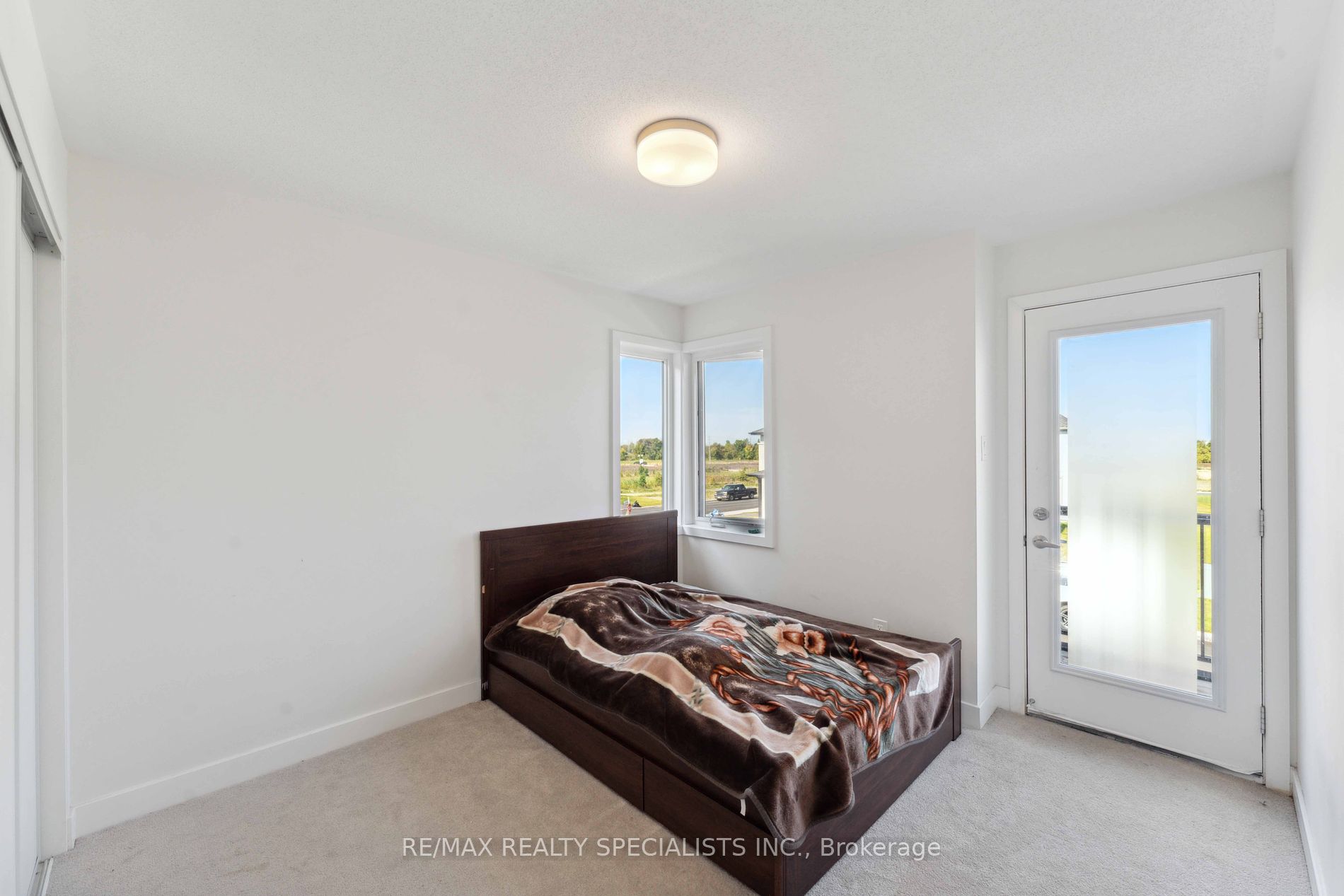 274 Turnbuckle Crescent