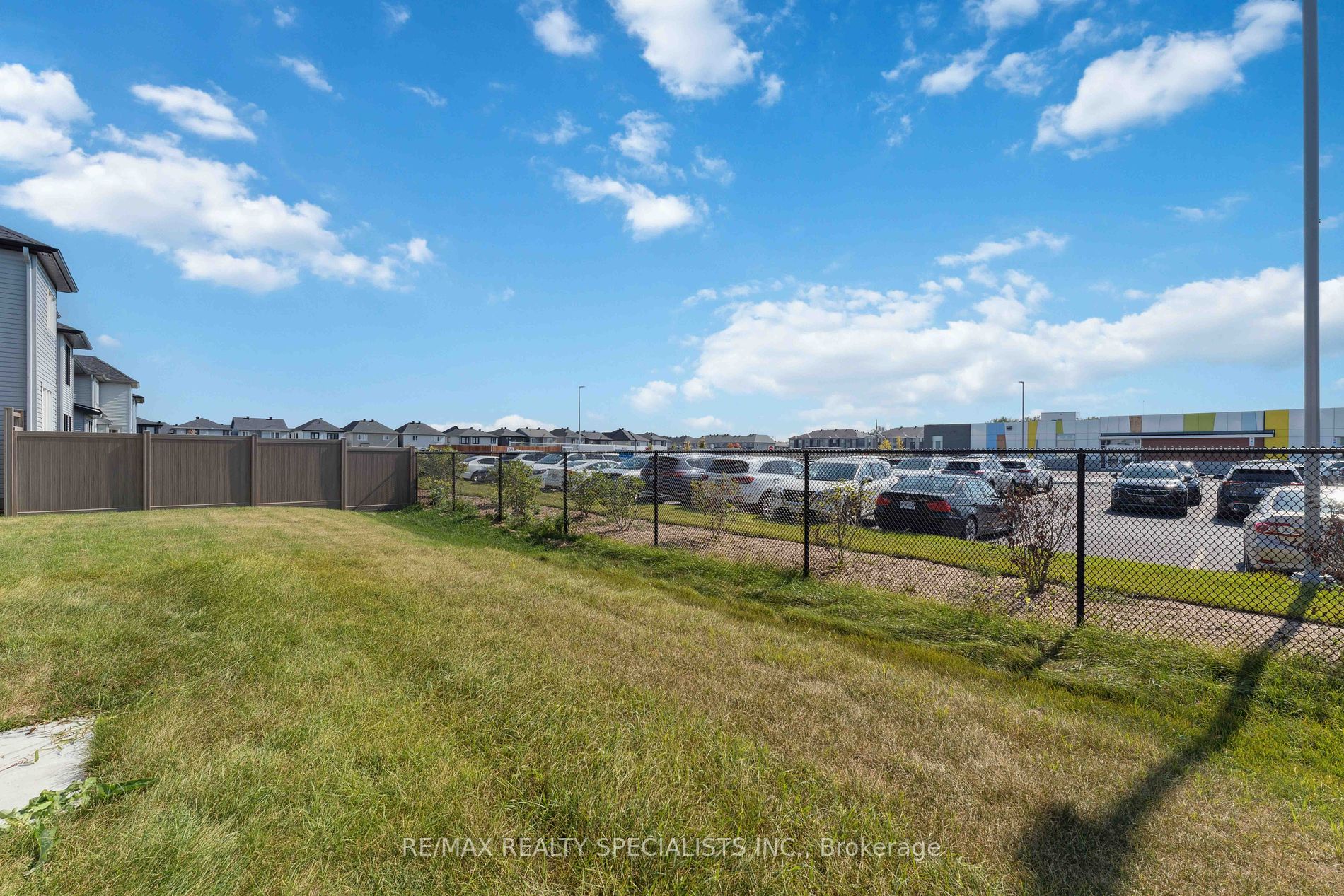 274 Turnbuckle Crescent