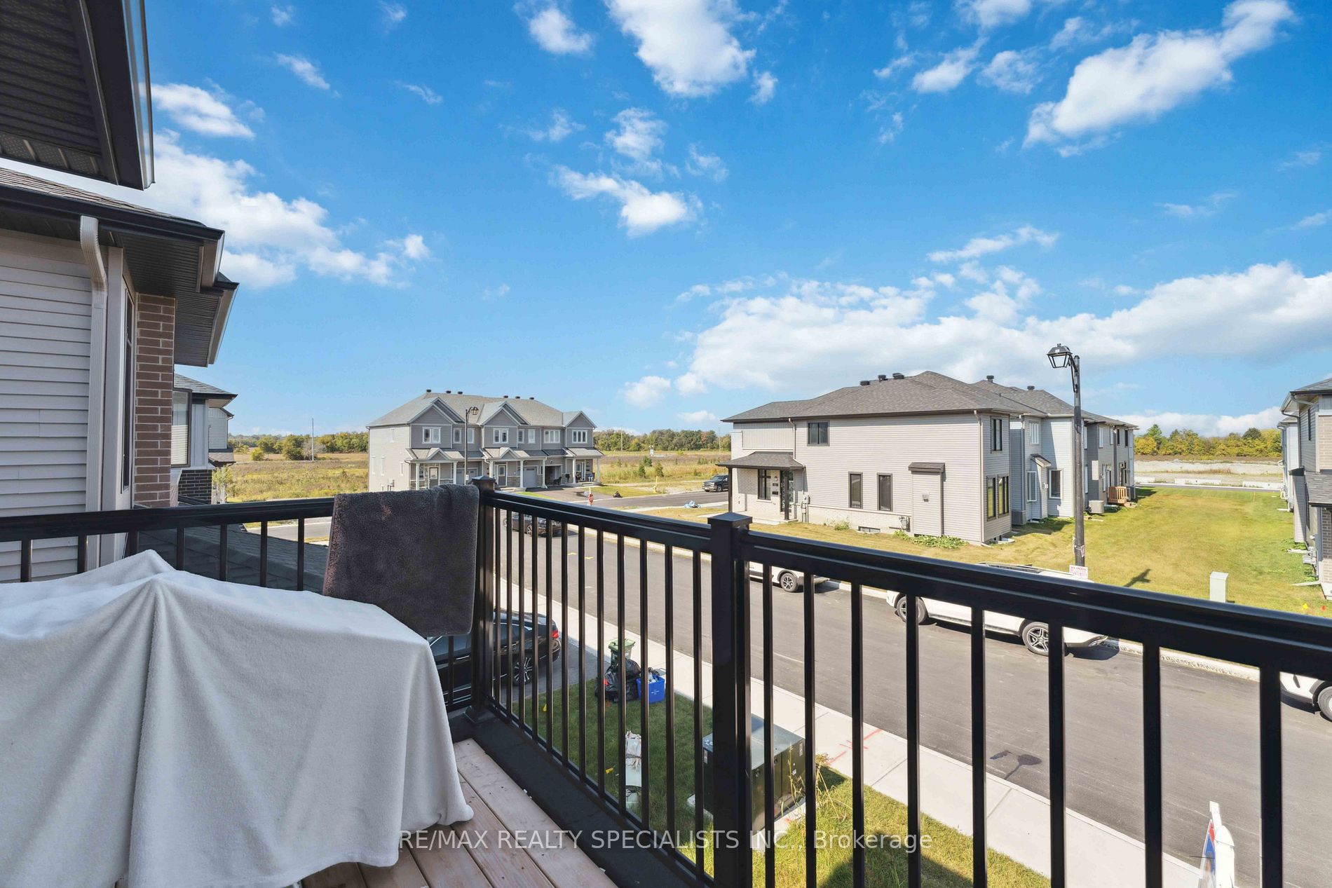 274 Turnbuckle Crescent