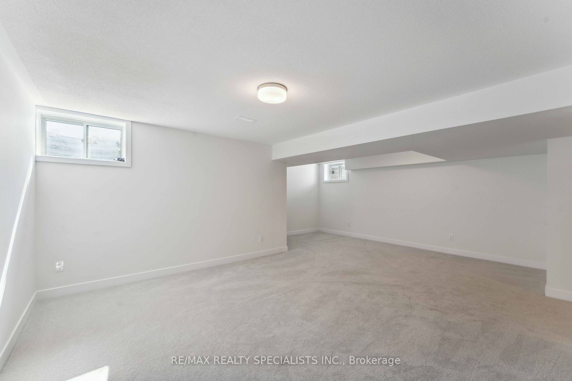 274 Turnbuckle Crescent