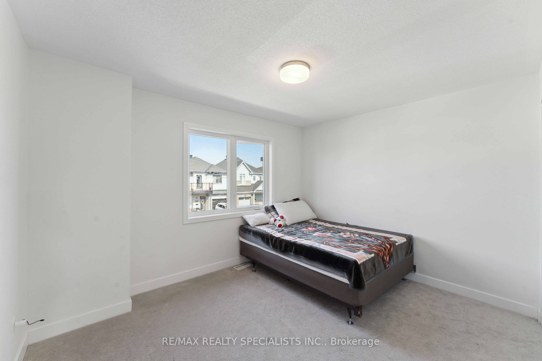 274 Turnbuckle Crescent