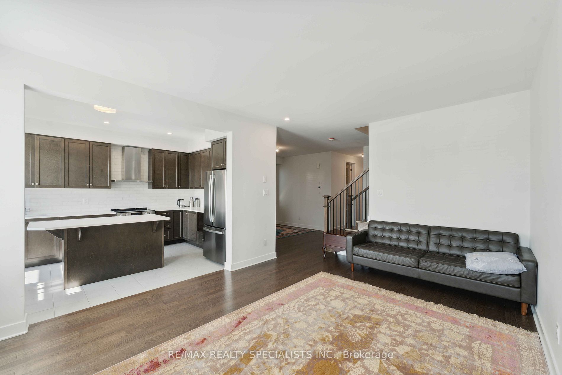 274 Turnbuckle Crescent