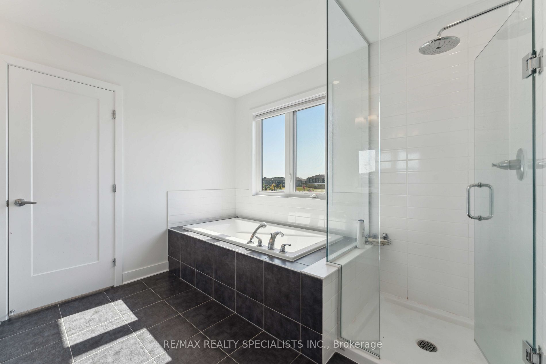 274 Turnbuckle Crescent