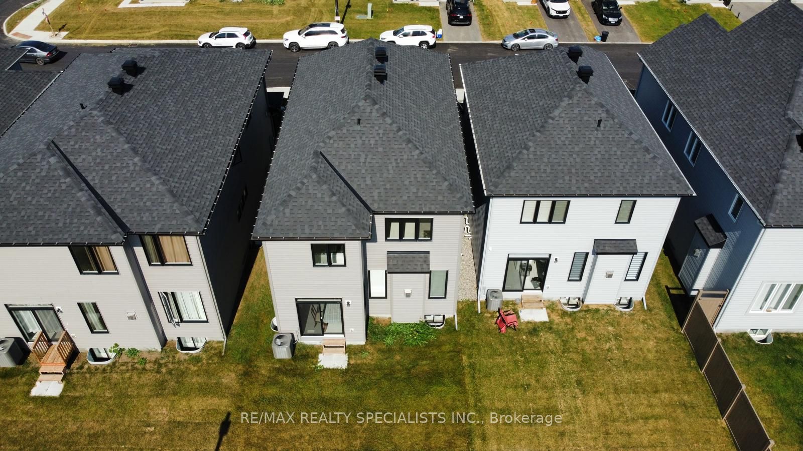 274 Turnbuckle Crescent