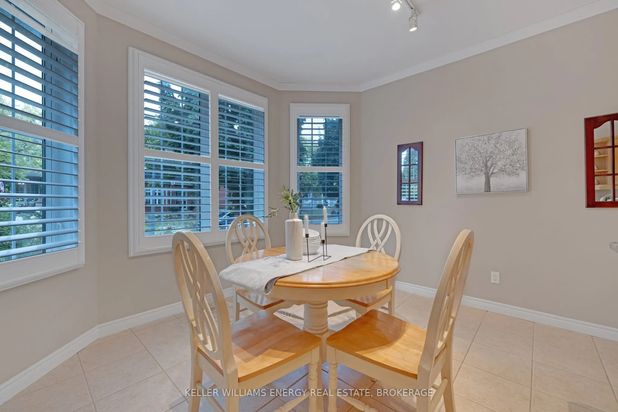773 Prince Of Wales Drive