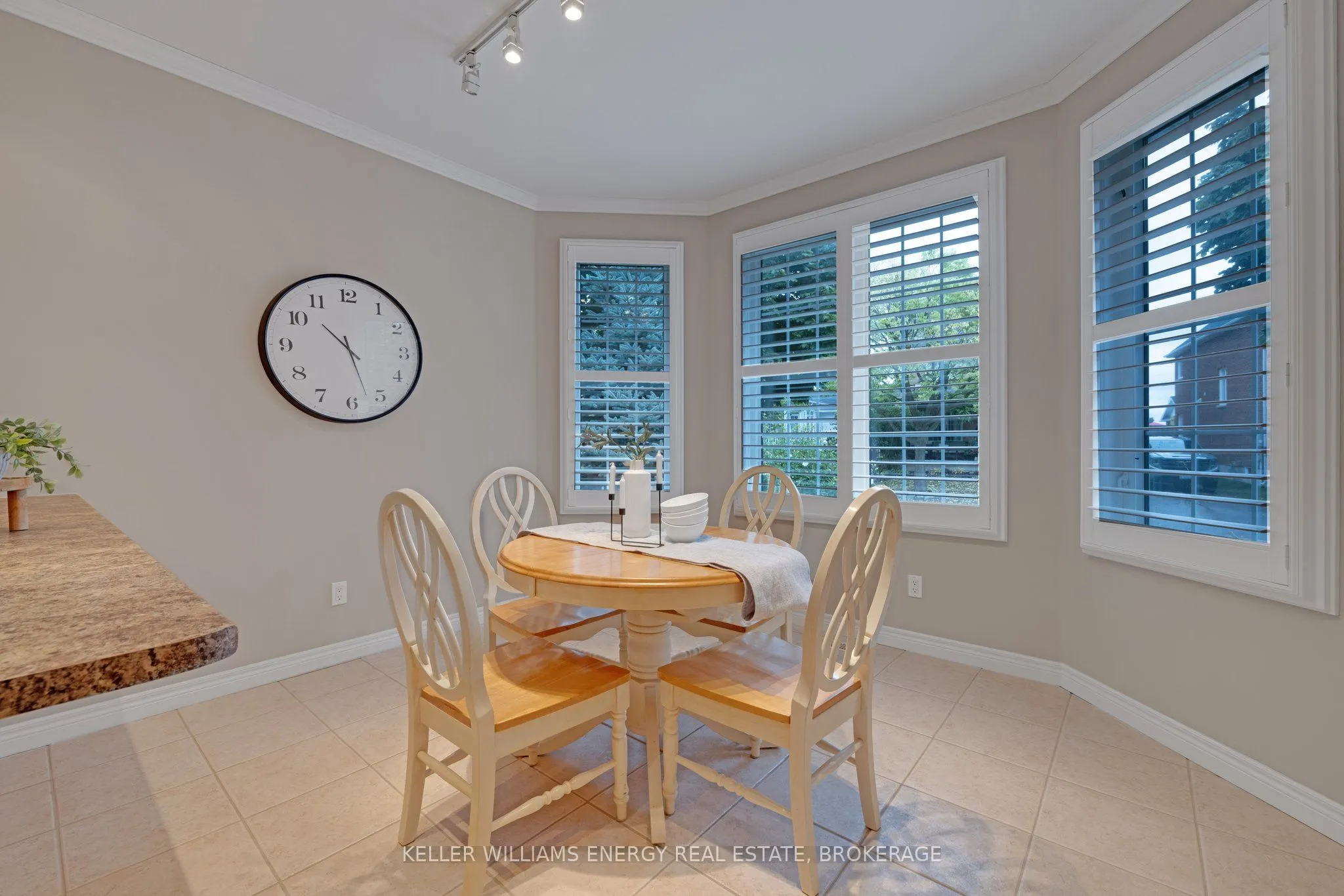 773 Prince Of Wales Drive