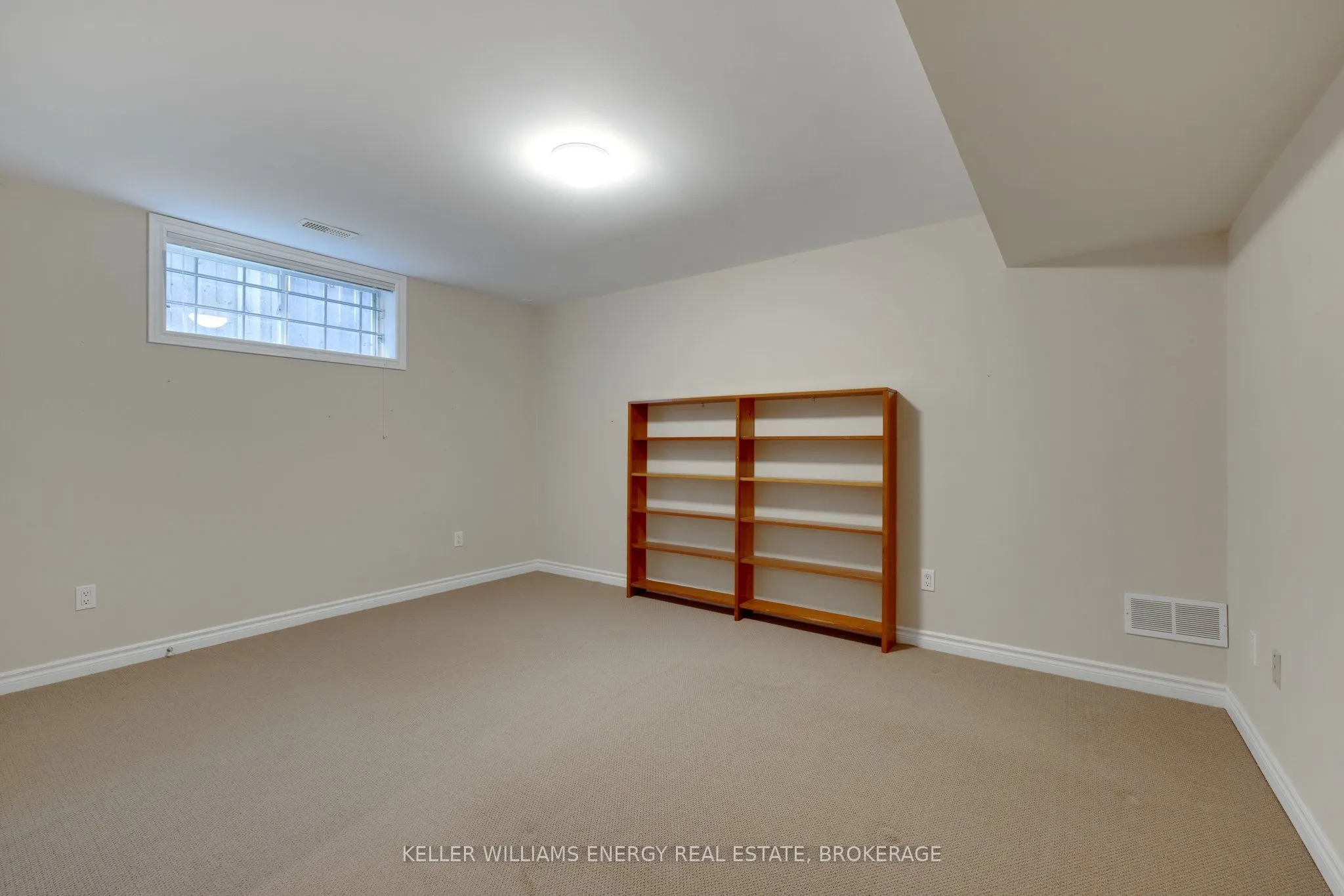 773 Prince Of Wales Drive