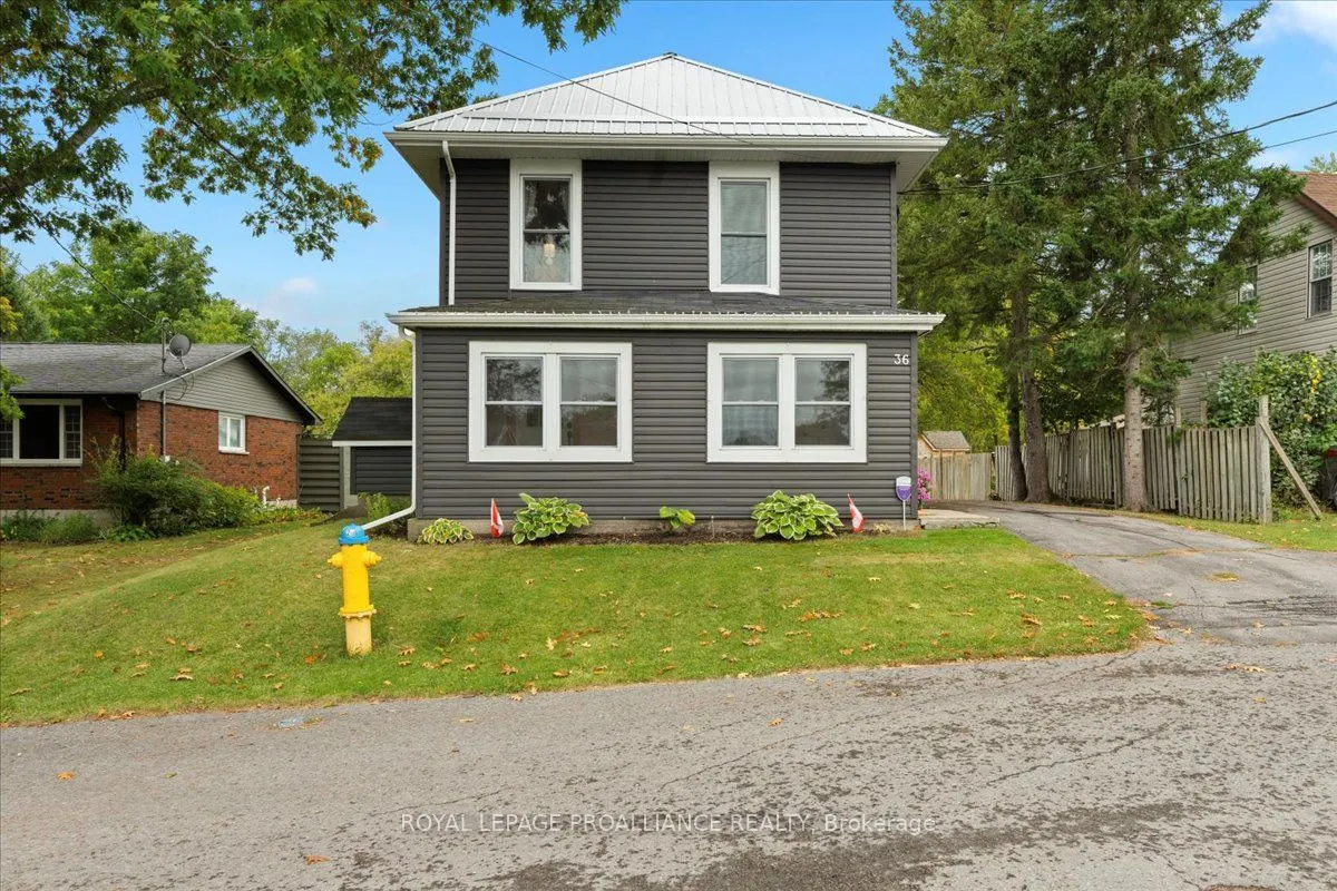 36 Emma Street