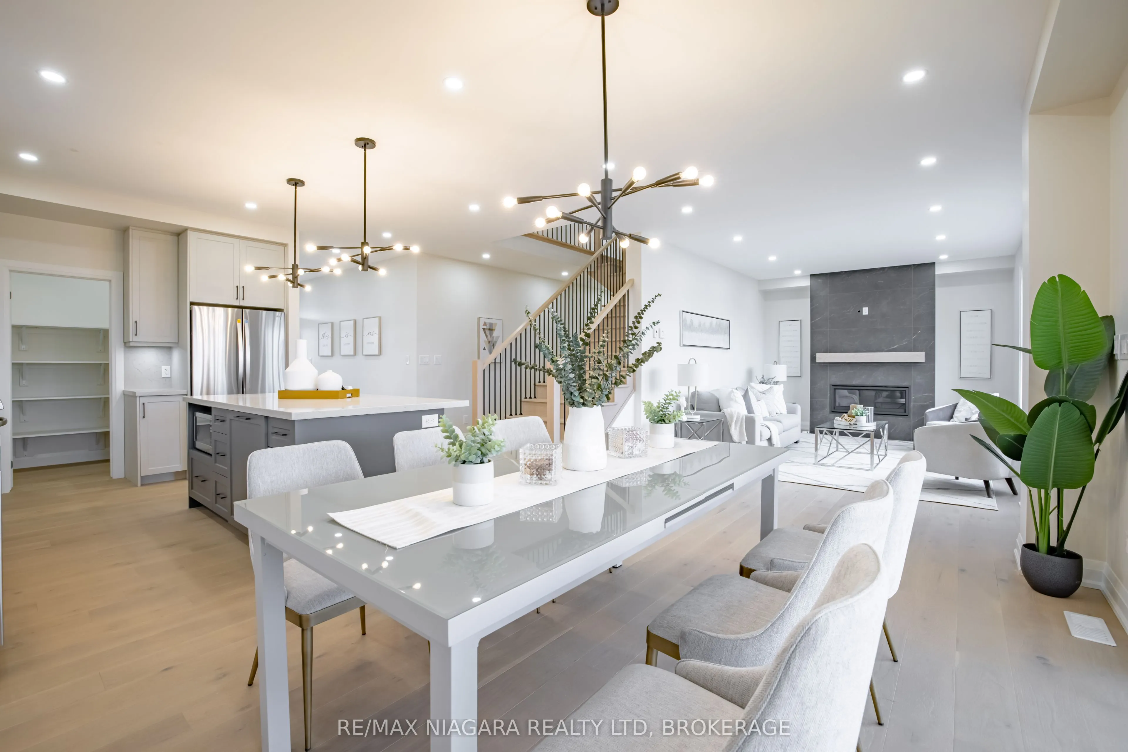 4229 Manson Lane