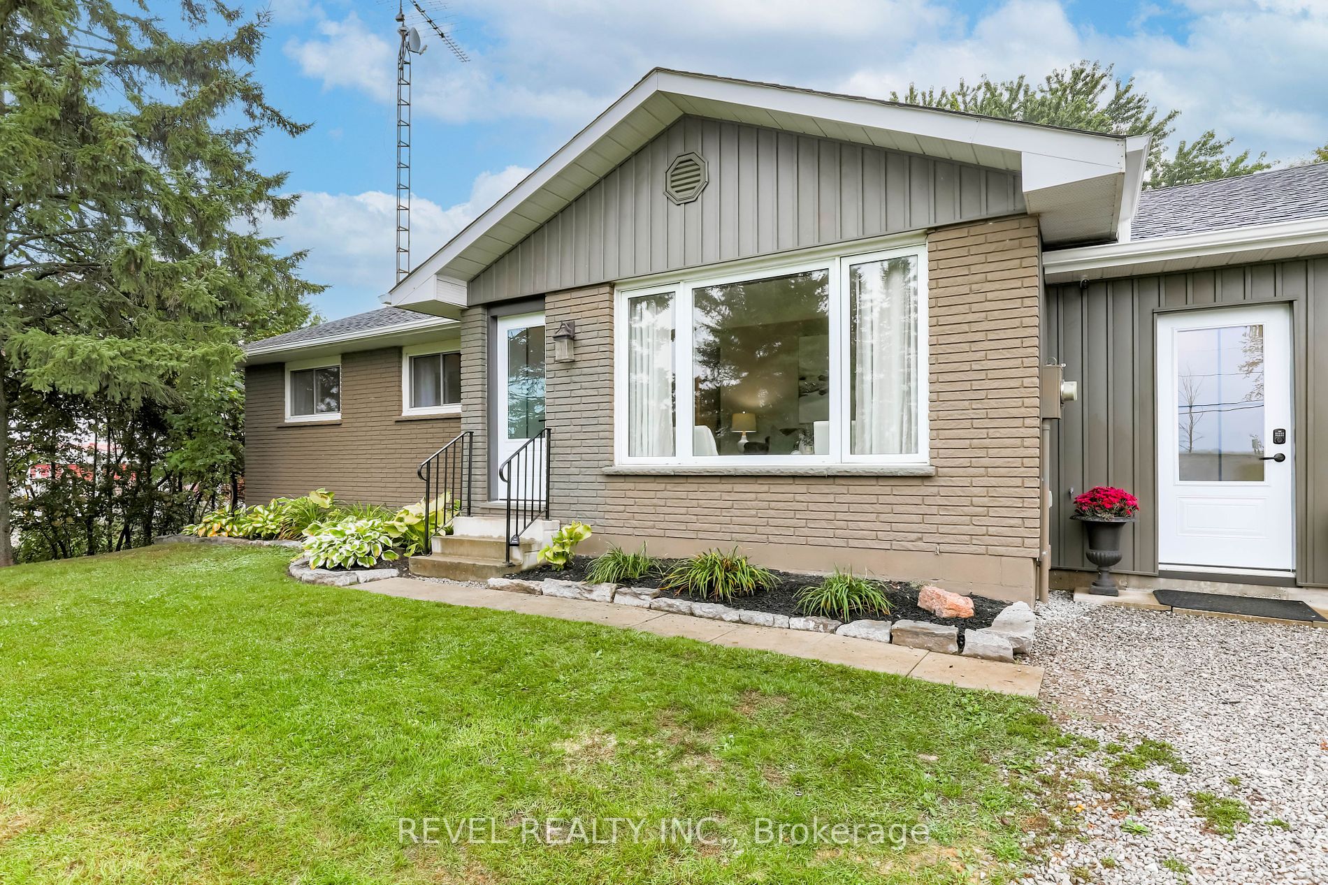 3880 Highway 35