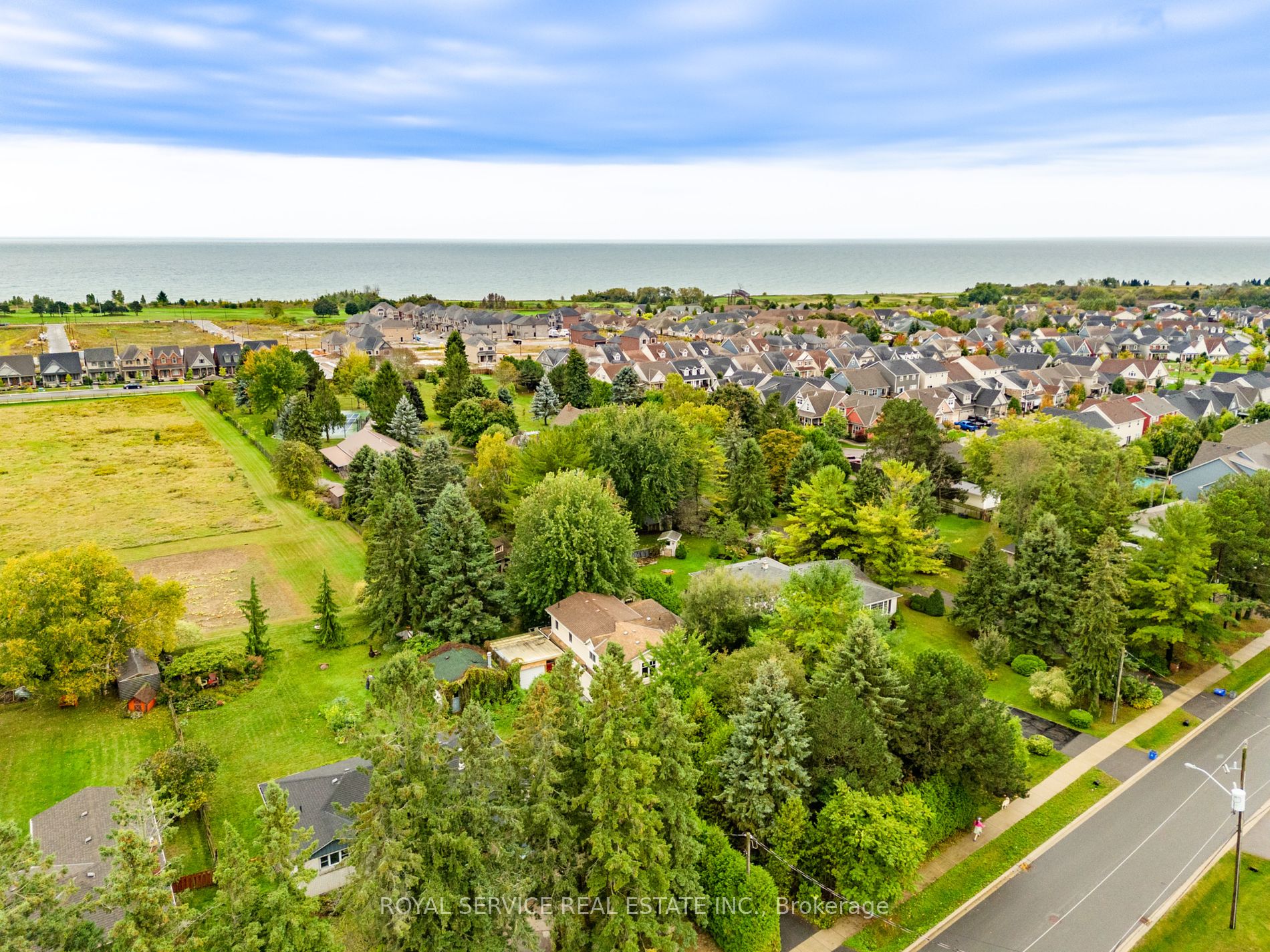 367 Lakeshore Road