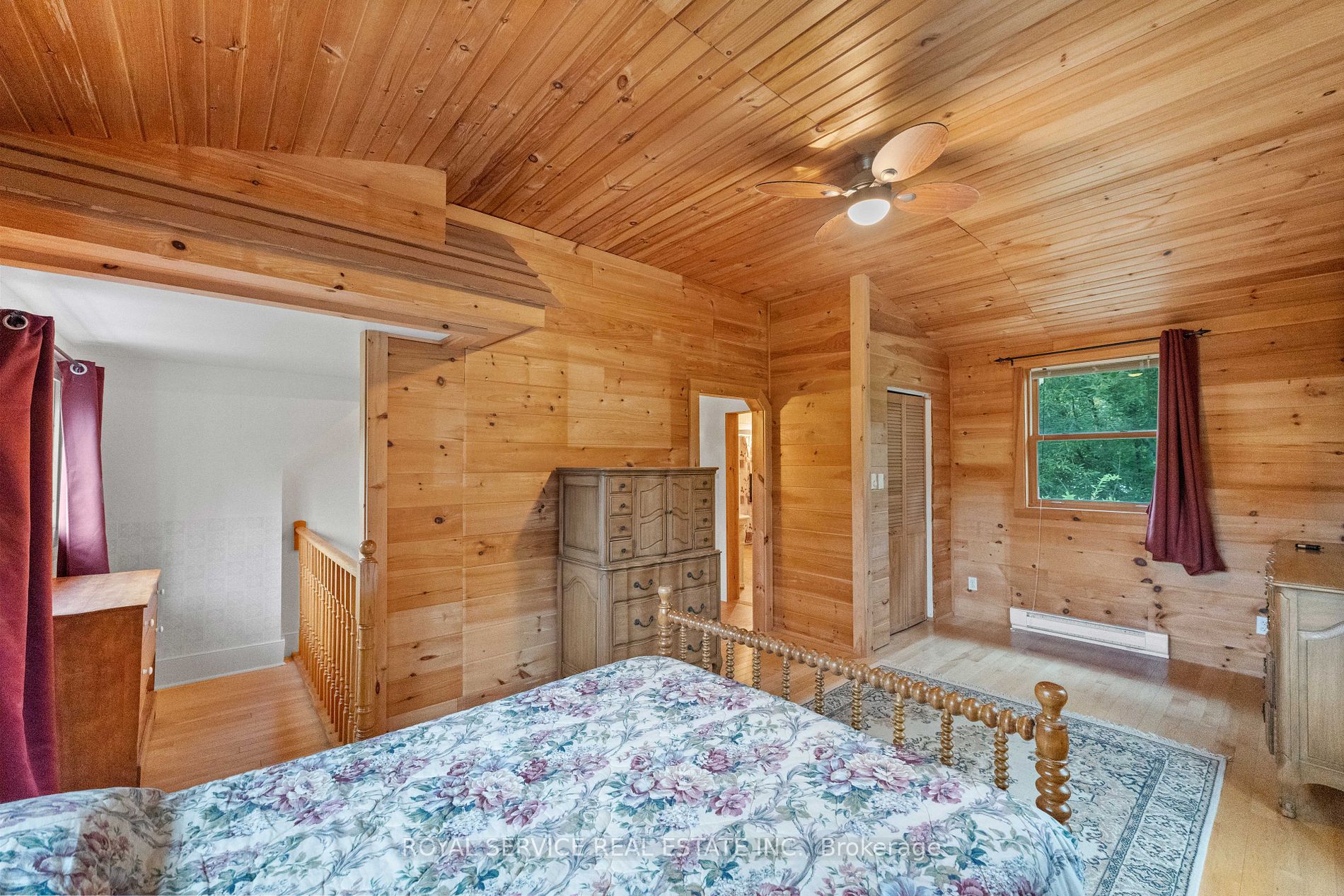 367 Lakeshore Road