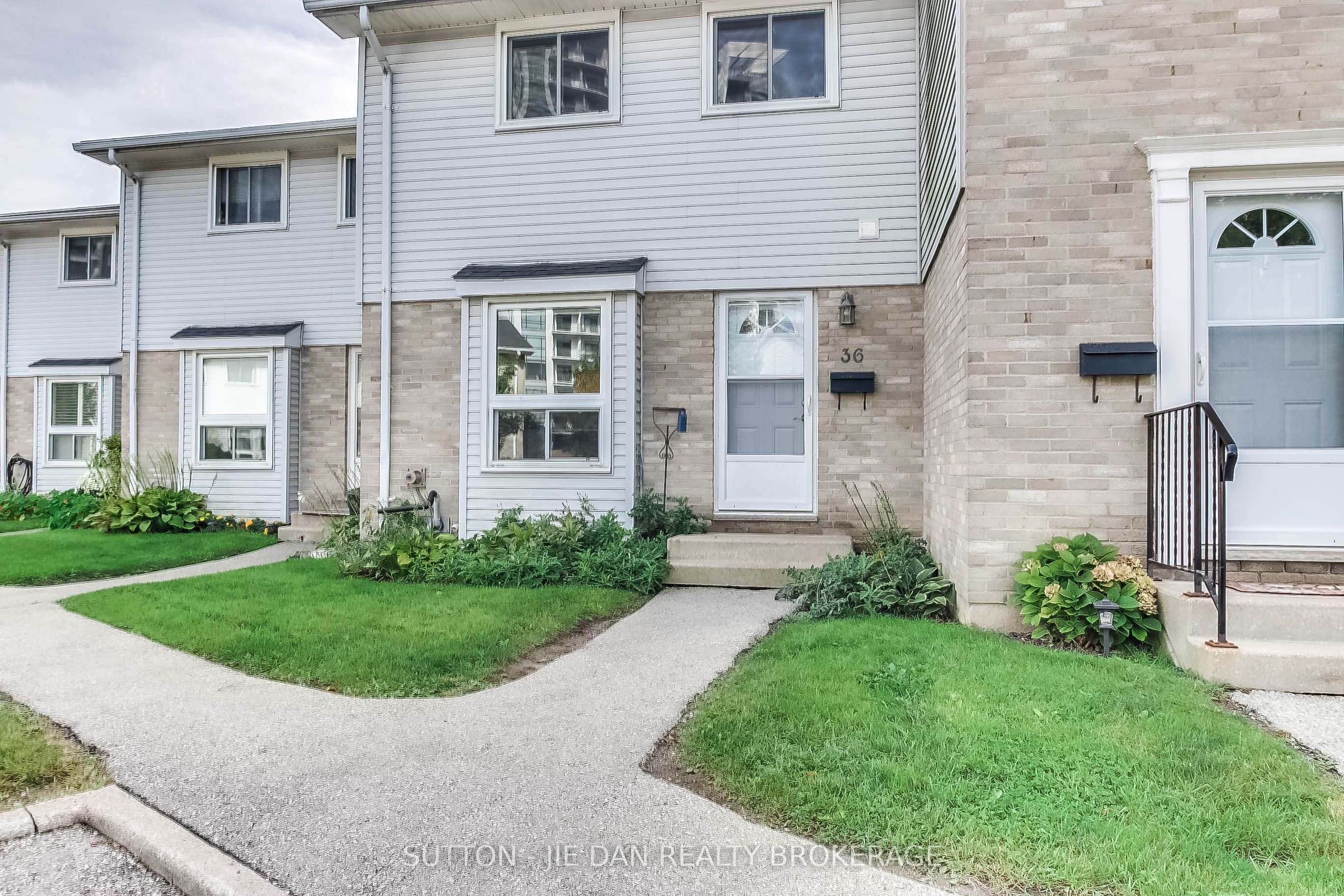 1786 Attawandaron Road #36