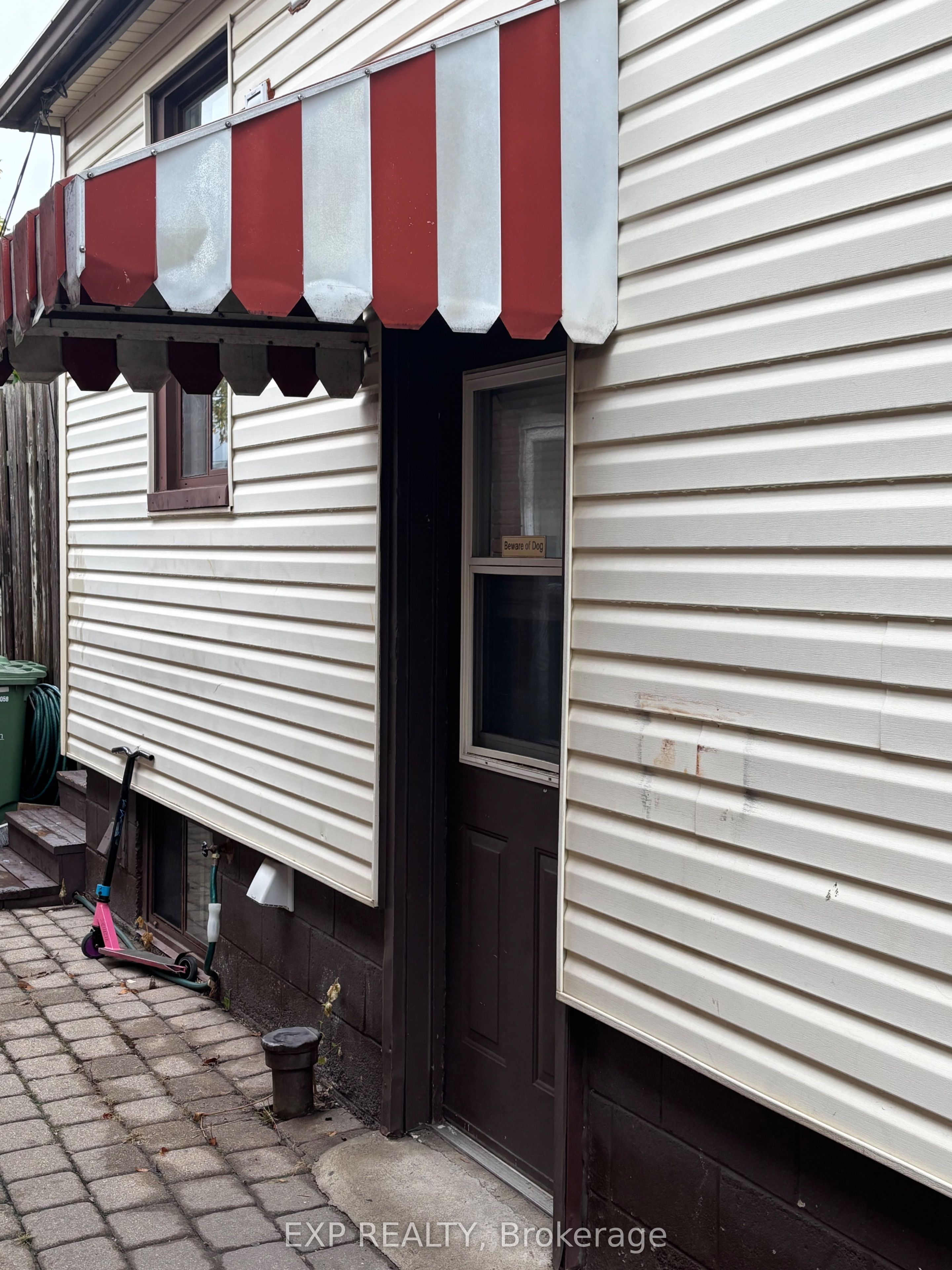 46 Delena Avenue S