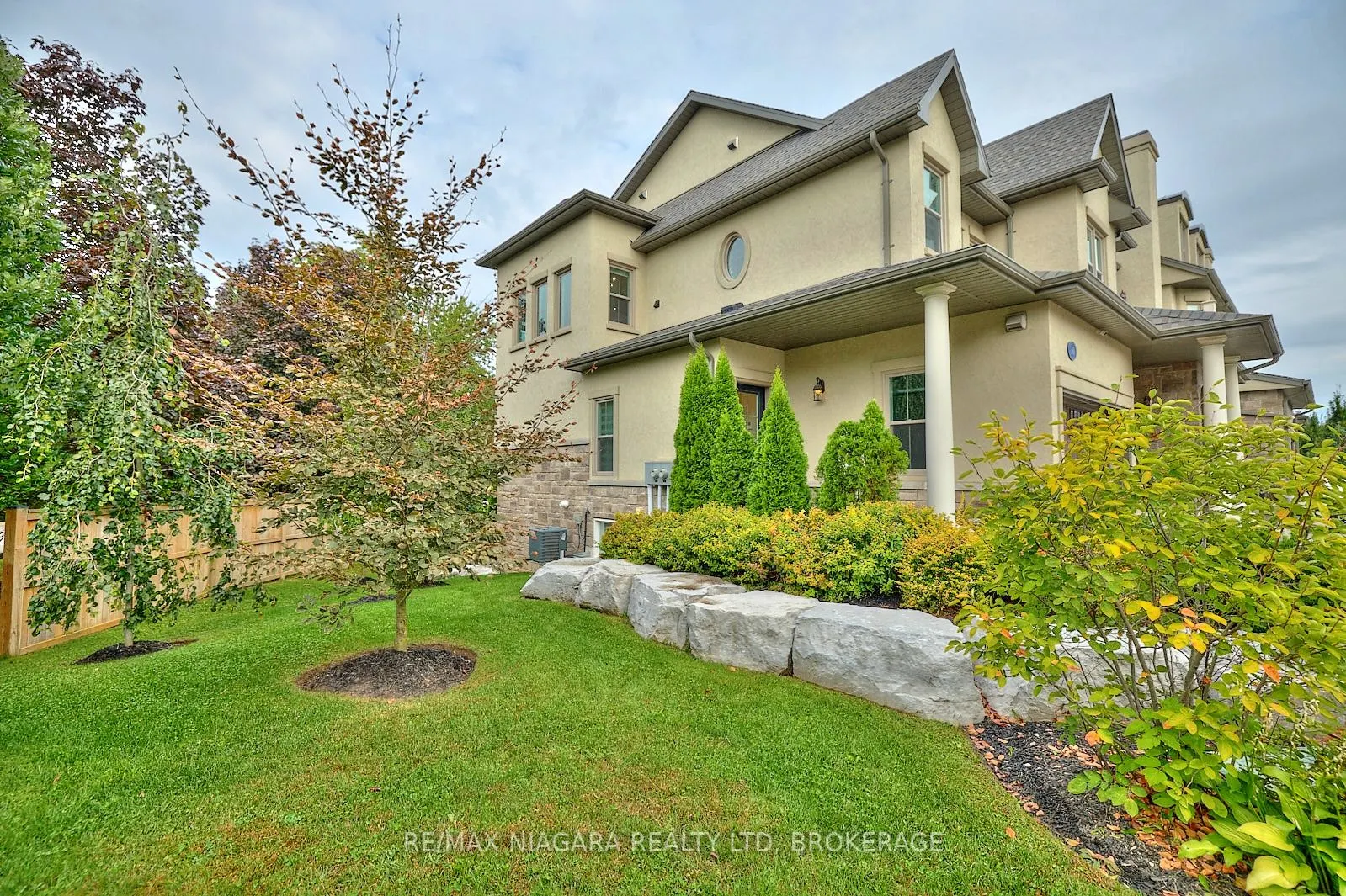 50 Aberdeen Lane S #26