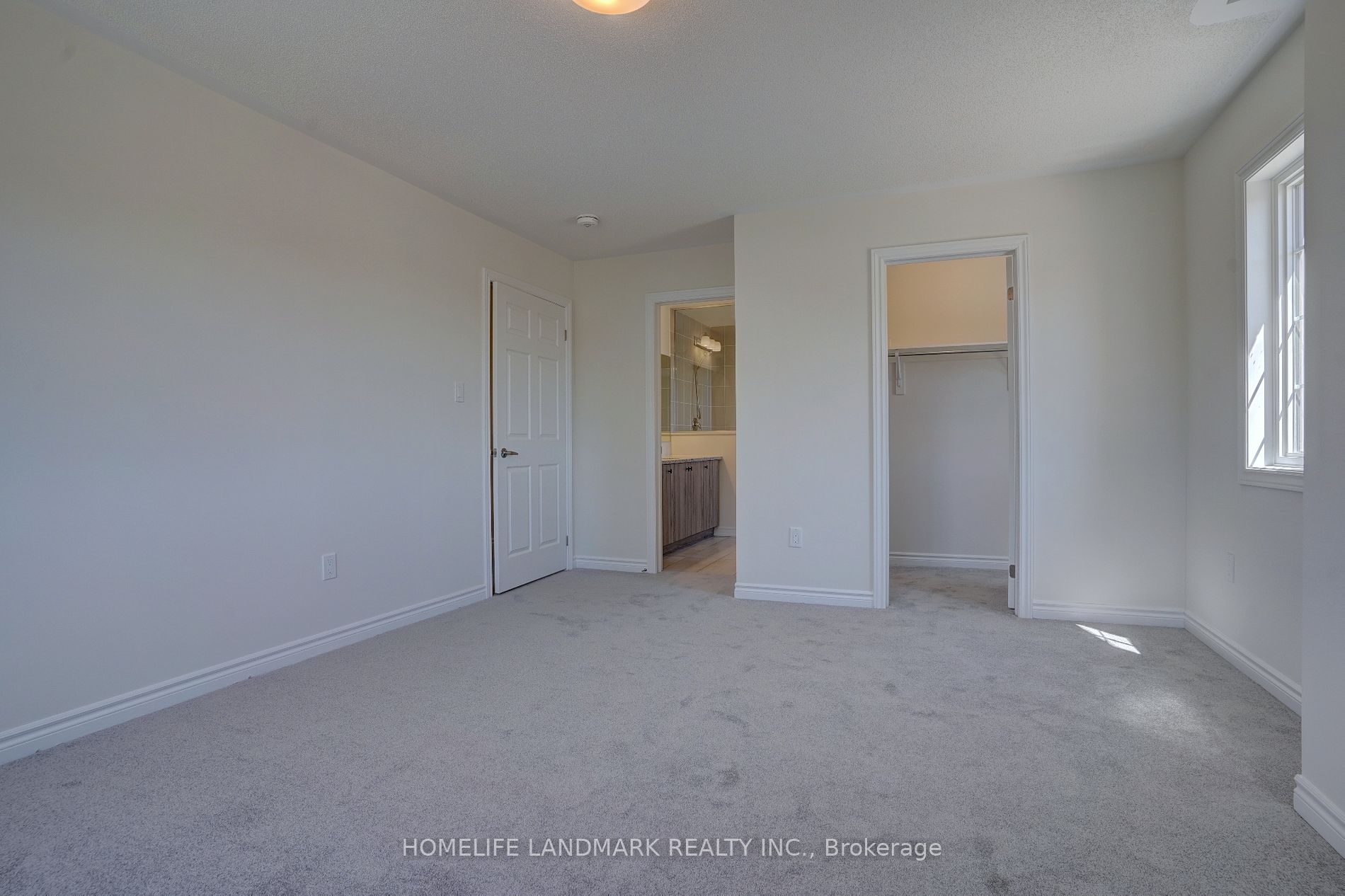 465 Hornbeck Street E