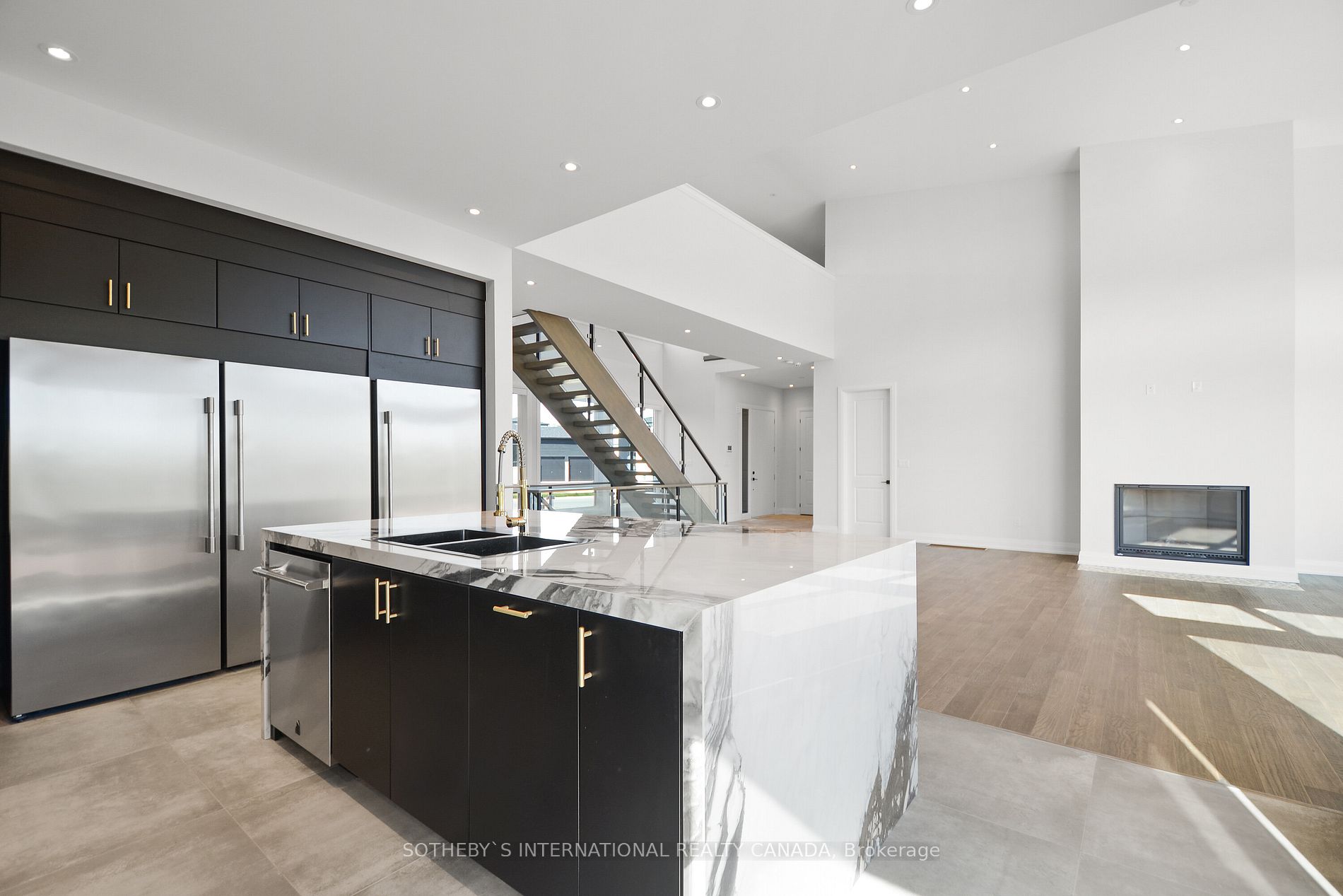 101 Sladden Court