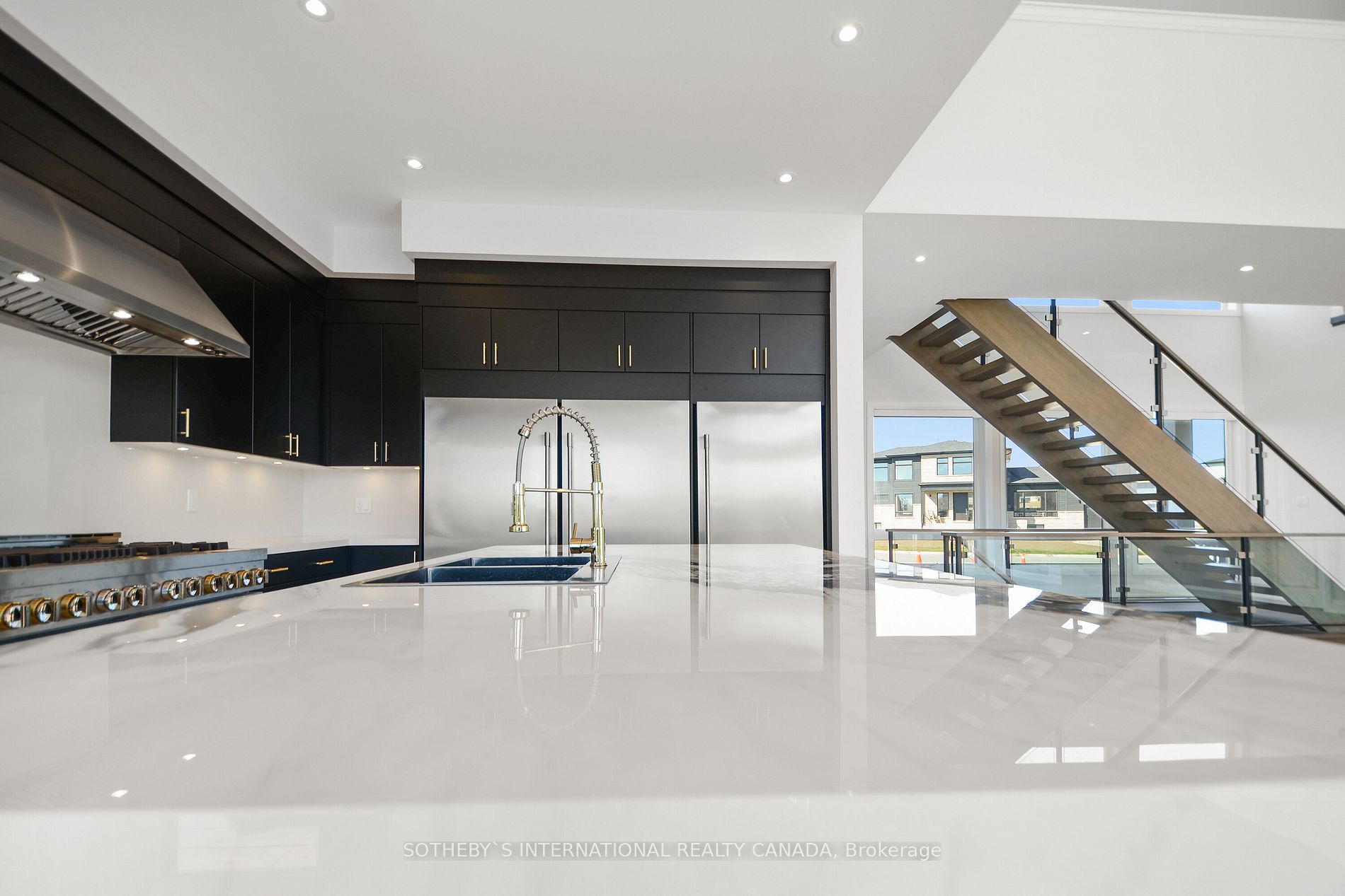 101 Sladden Court