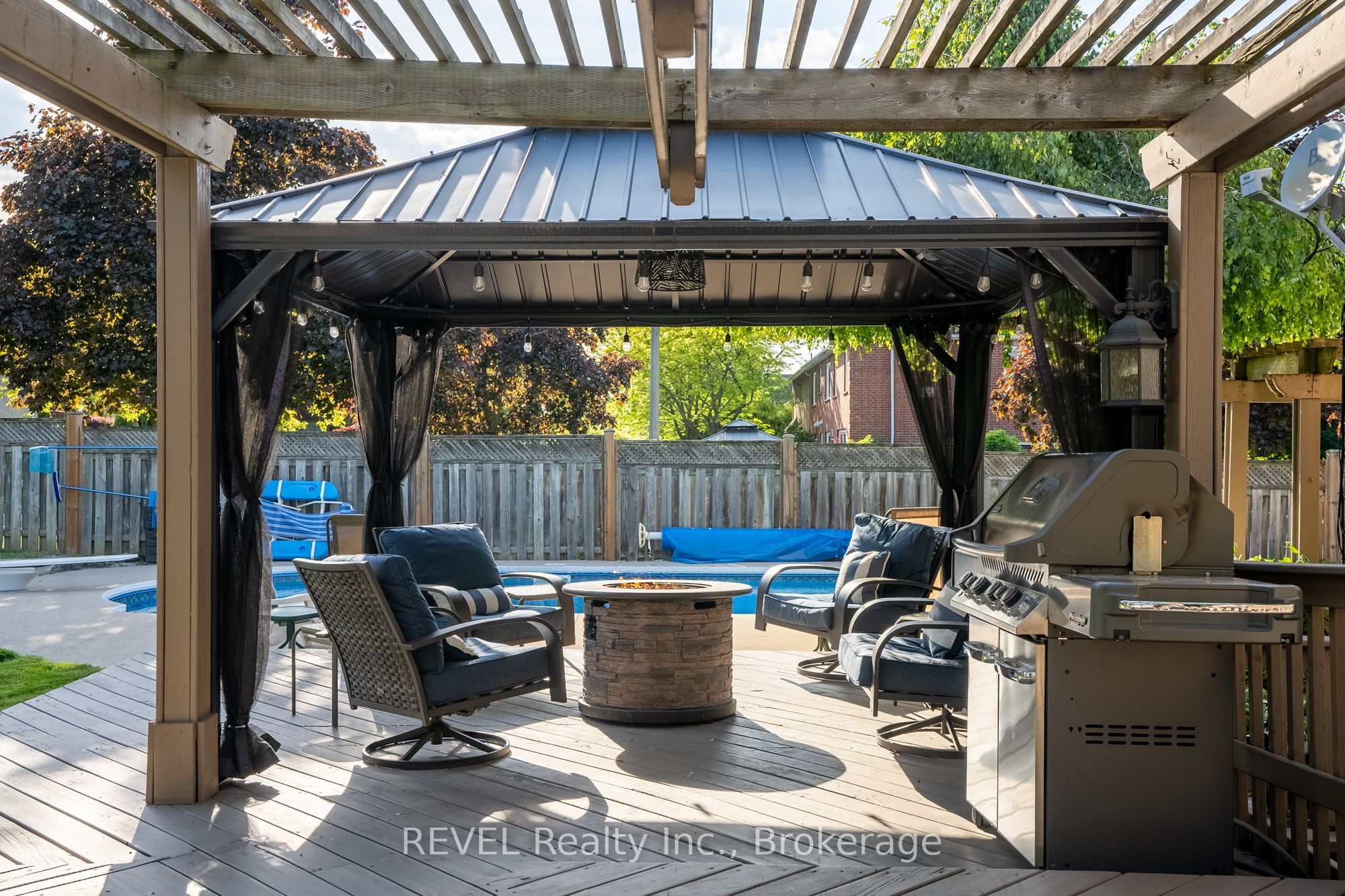 3412 Vinehaven Trail