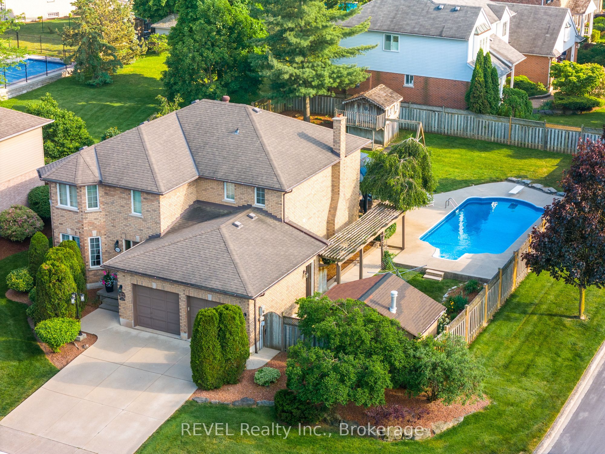 3412 Vinehaven Trail