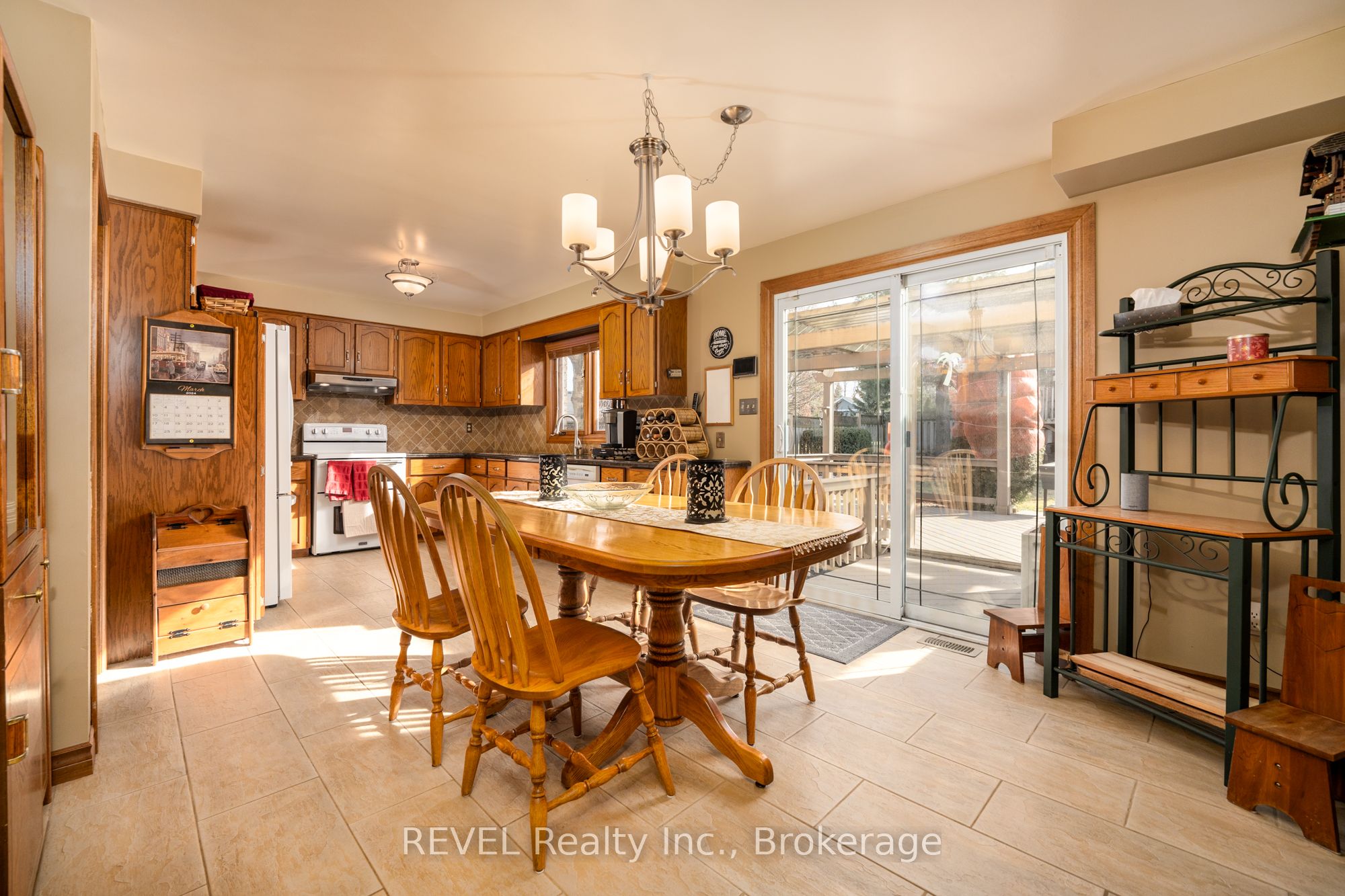 3412 Vinehaven Trail