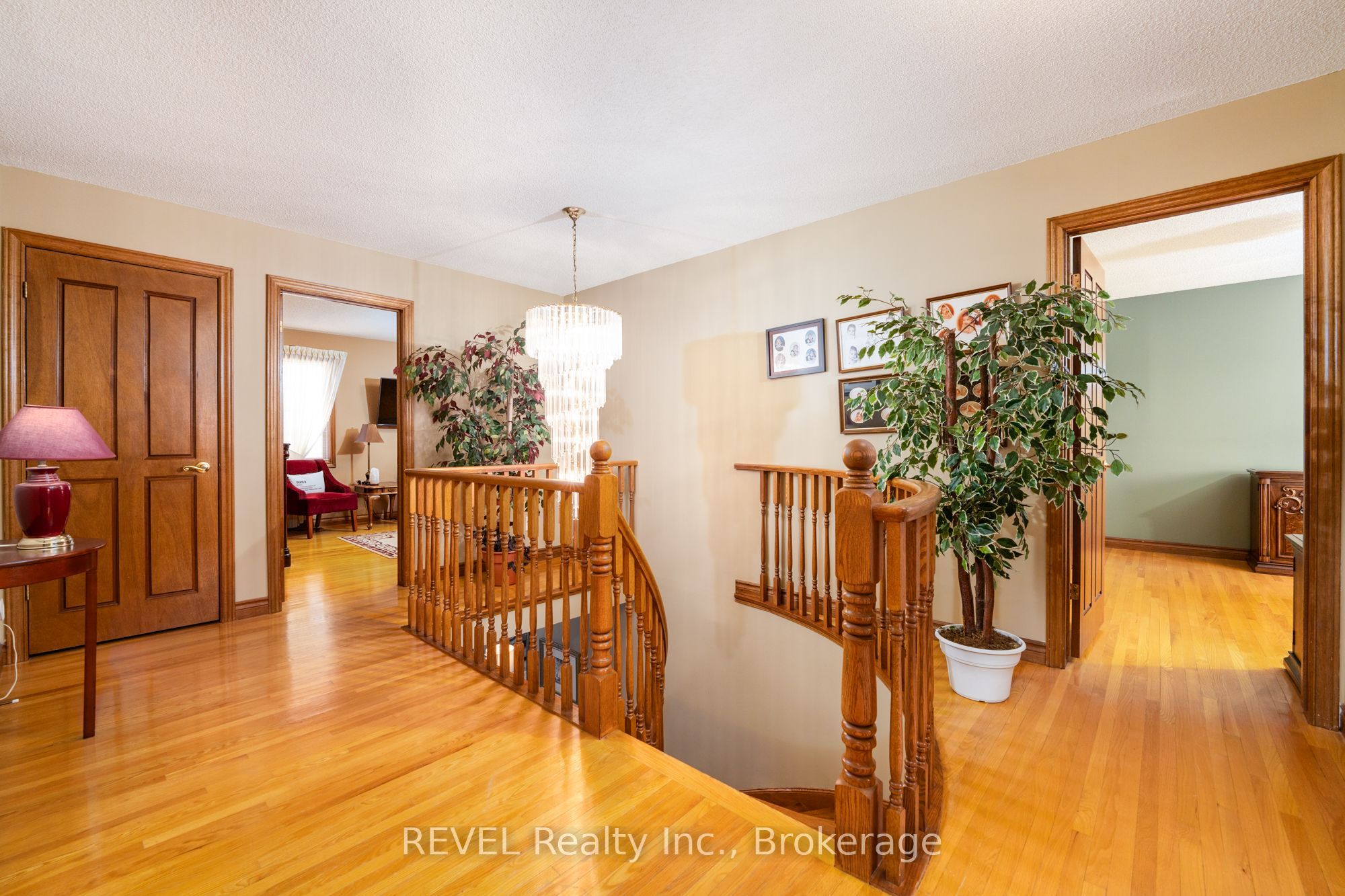 3412 Vinehaven Trail