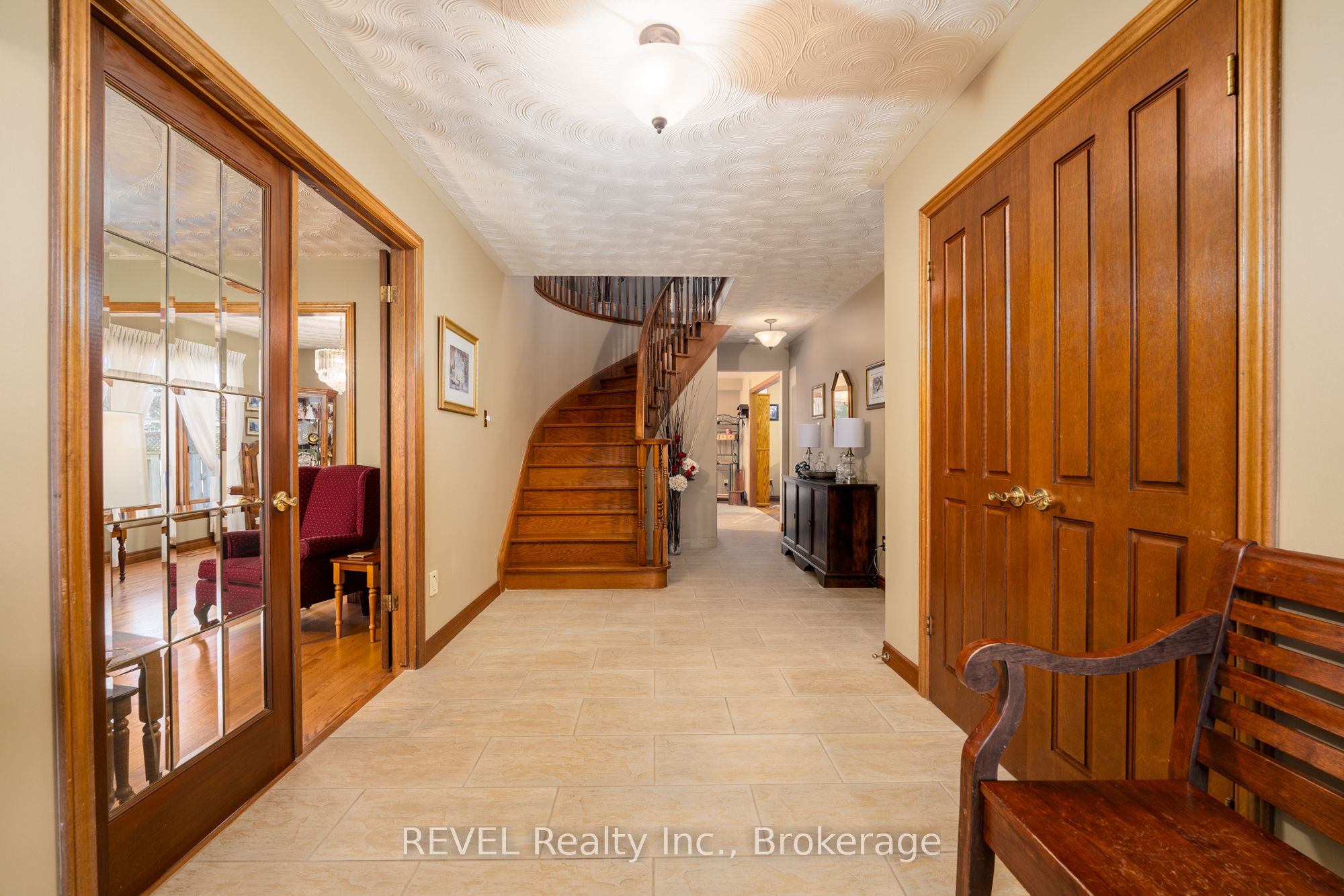 3412 Vinehaven Trail
