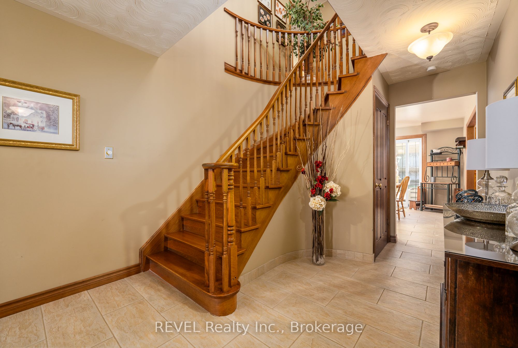 3412 Vinehaven Trail