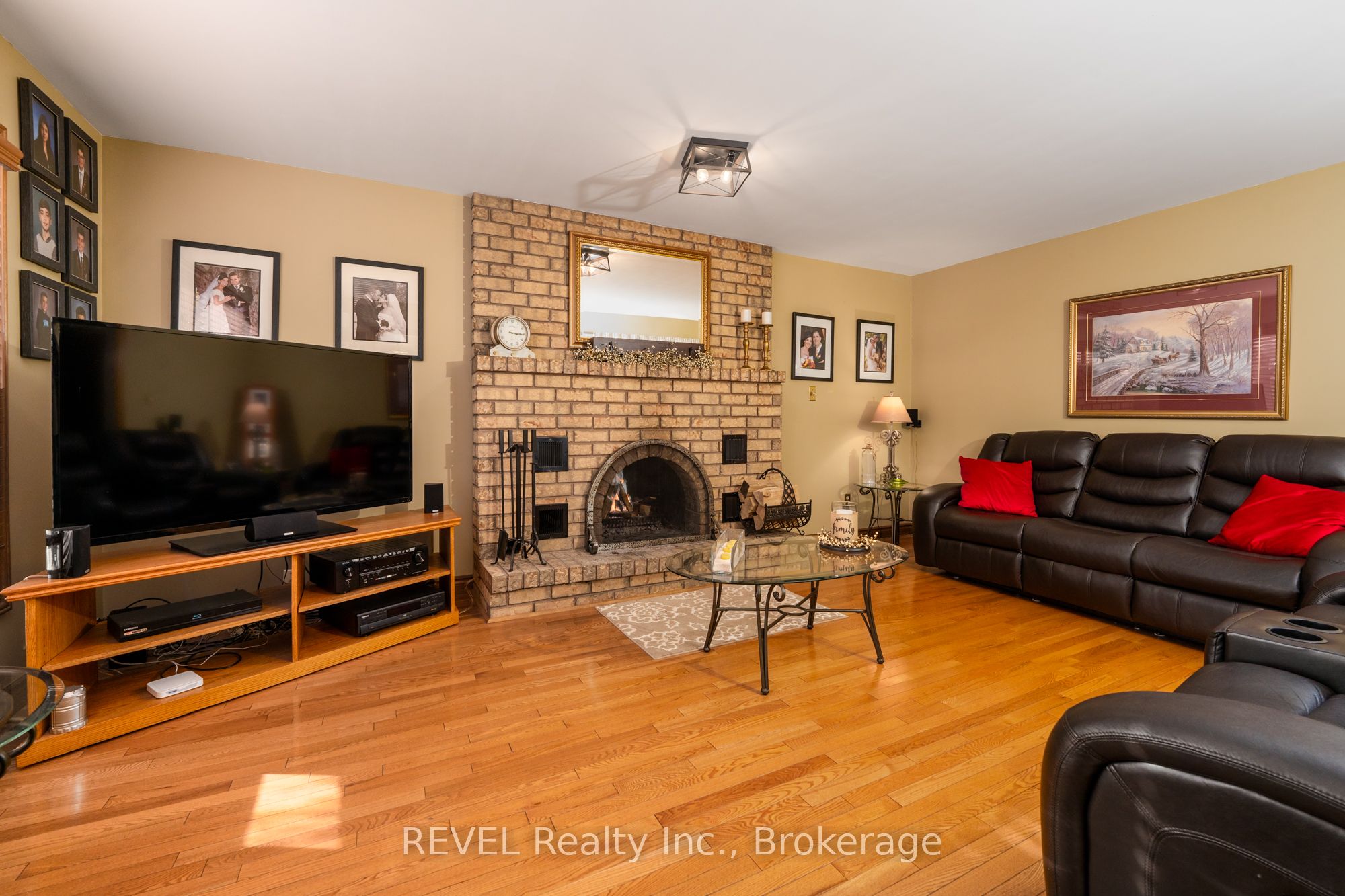 3412 Vinehaven Trail