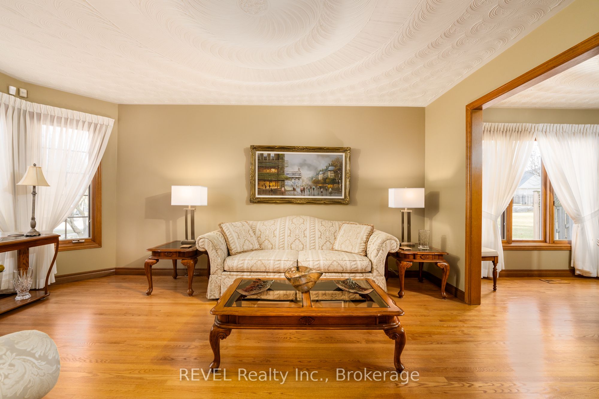 3412 Vinehaven Trail