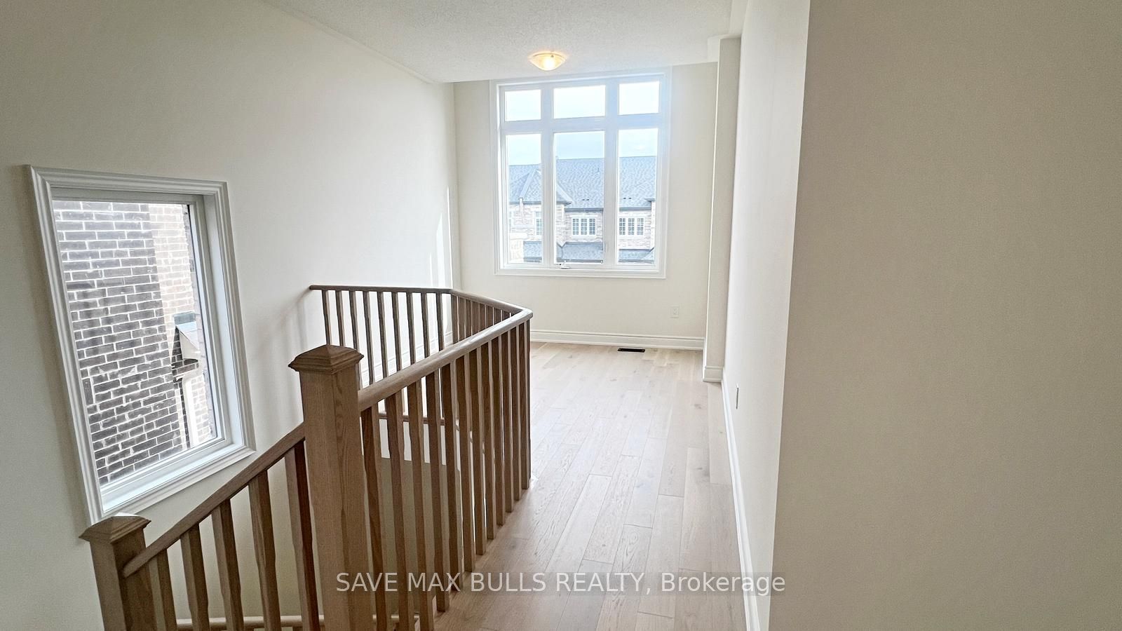 89 GLEDHILL Crescent