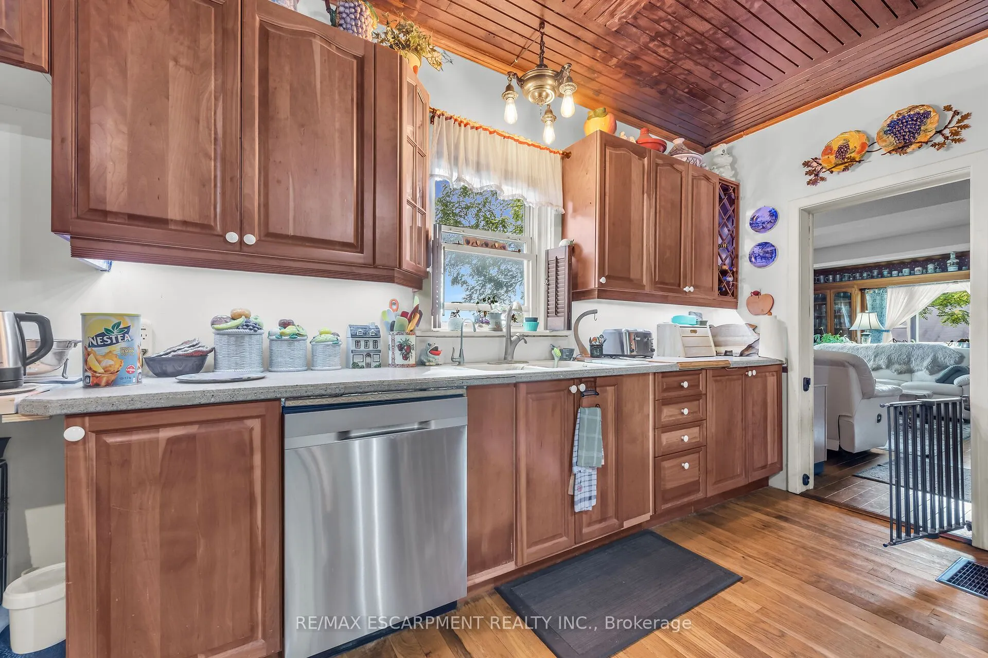 4243 Springcreek Road