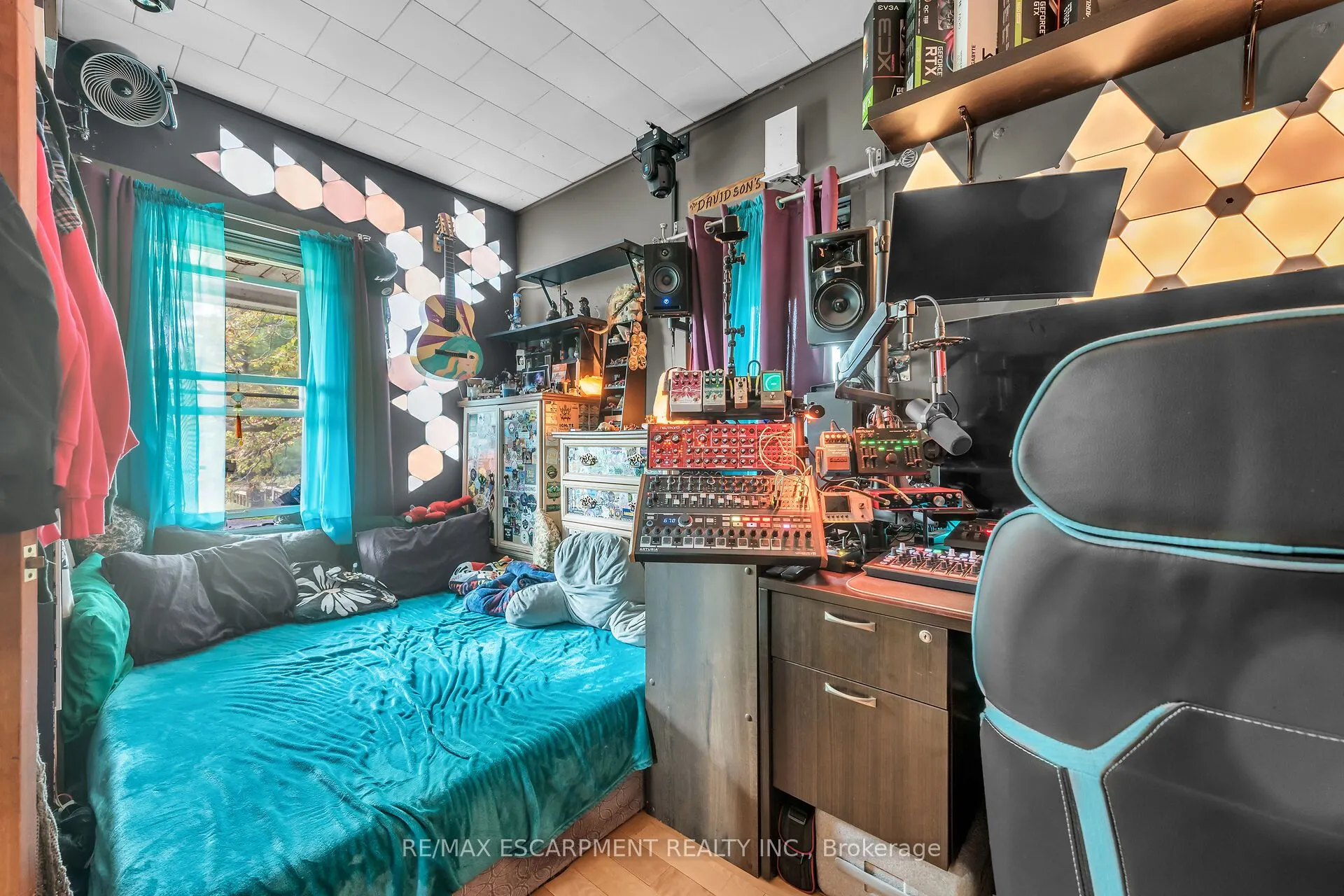 4243 Springcreek Road